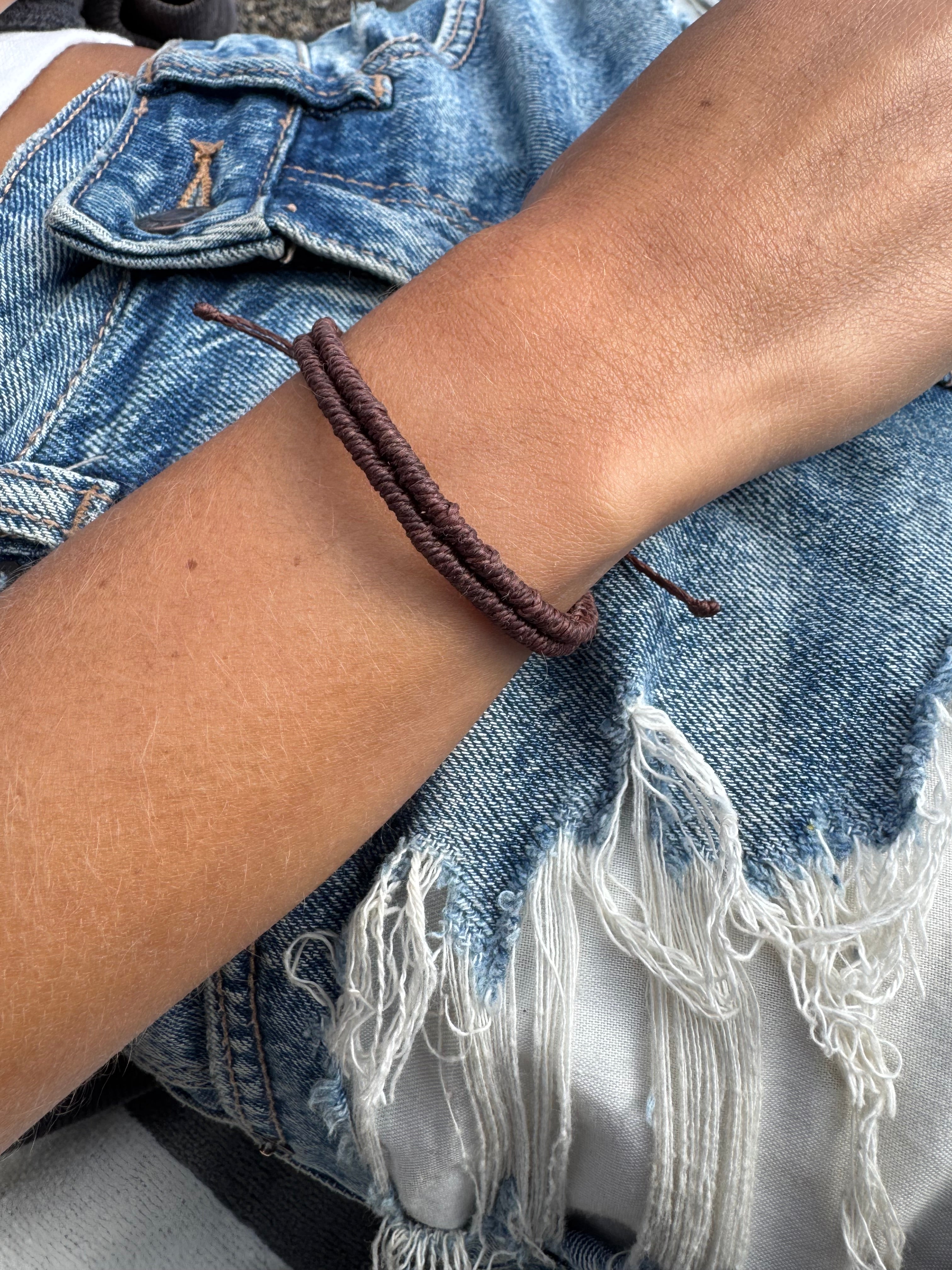 PULSERA MACRAME CAFÉ