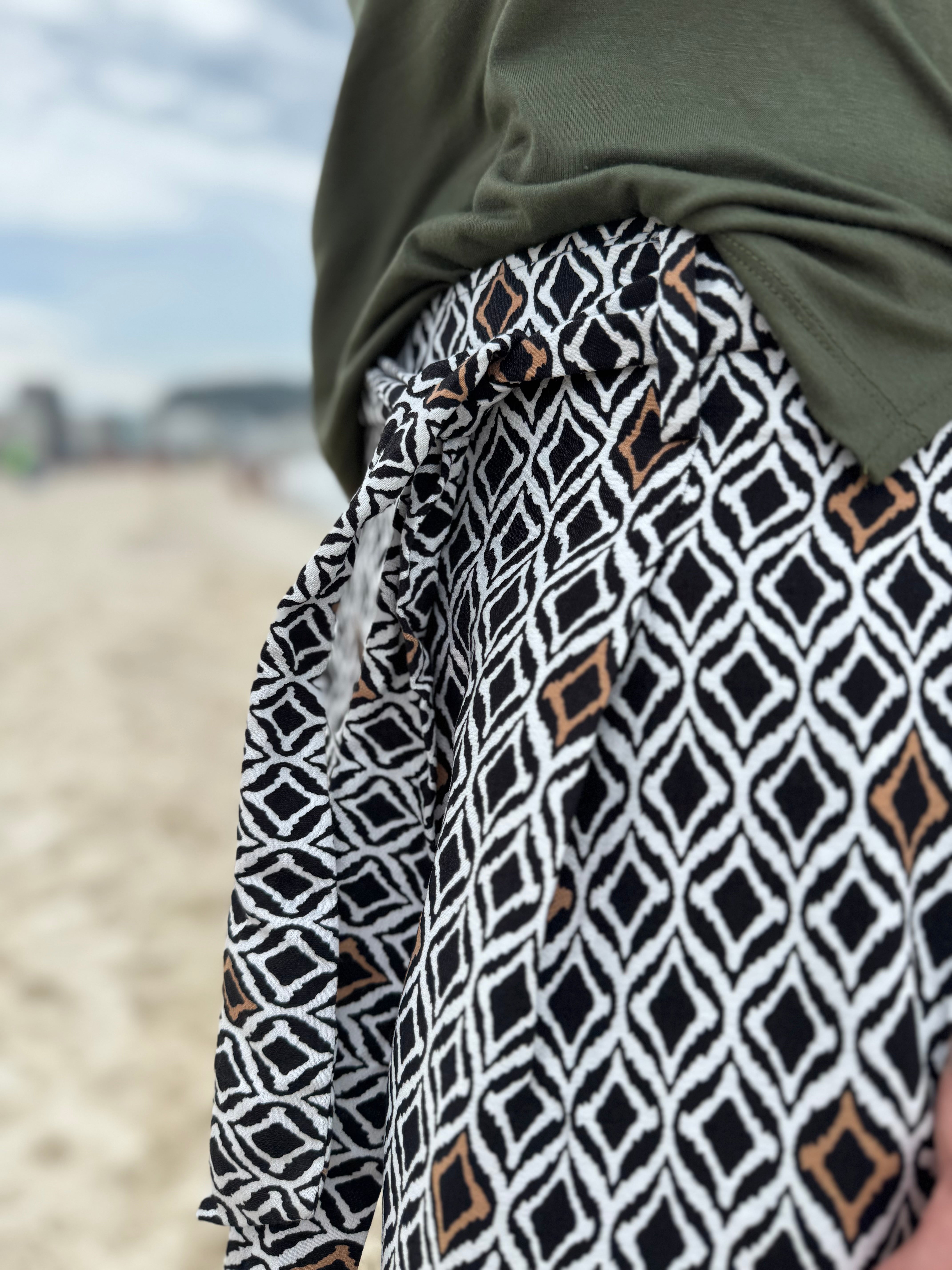 PANTALÓN LAZO ESTAMPADO GEOMÉTRICO