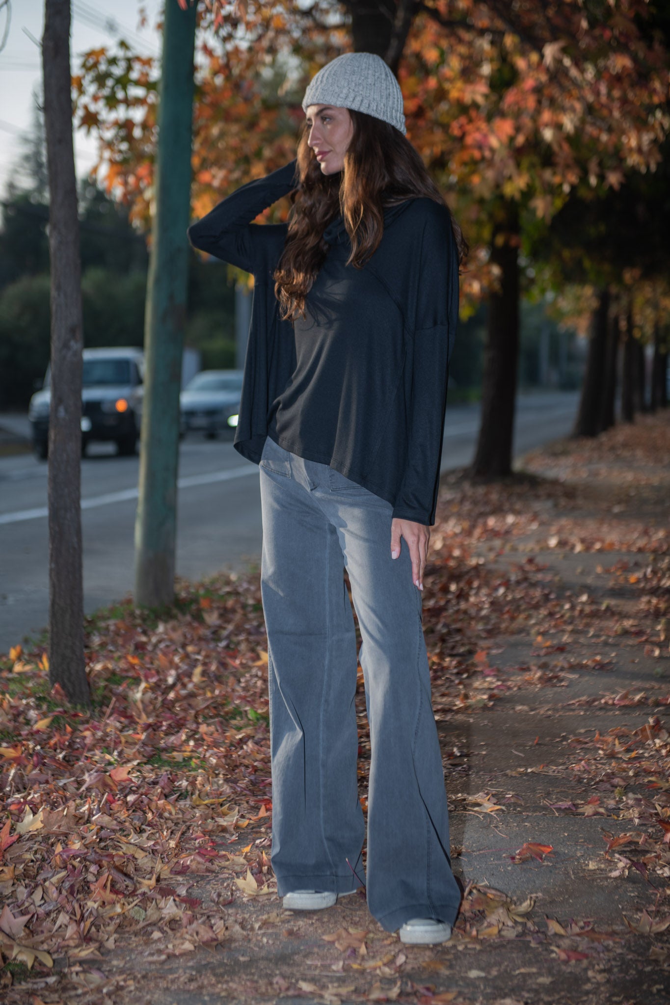 JEANS BOLSILLO GRIS