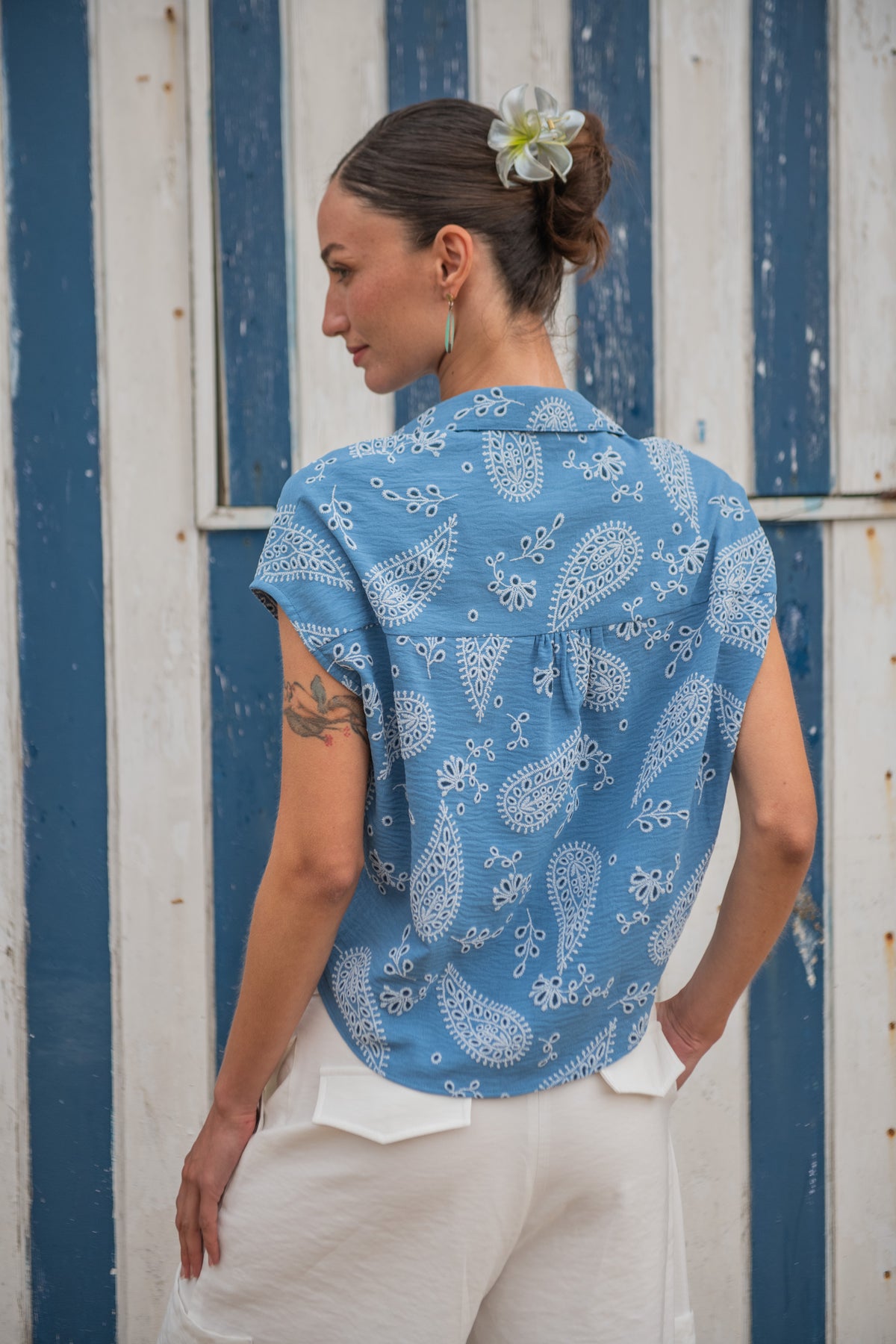BLUSA NUDO PRIMAVERA CELESTE