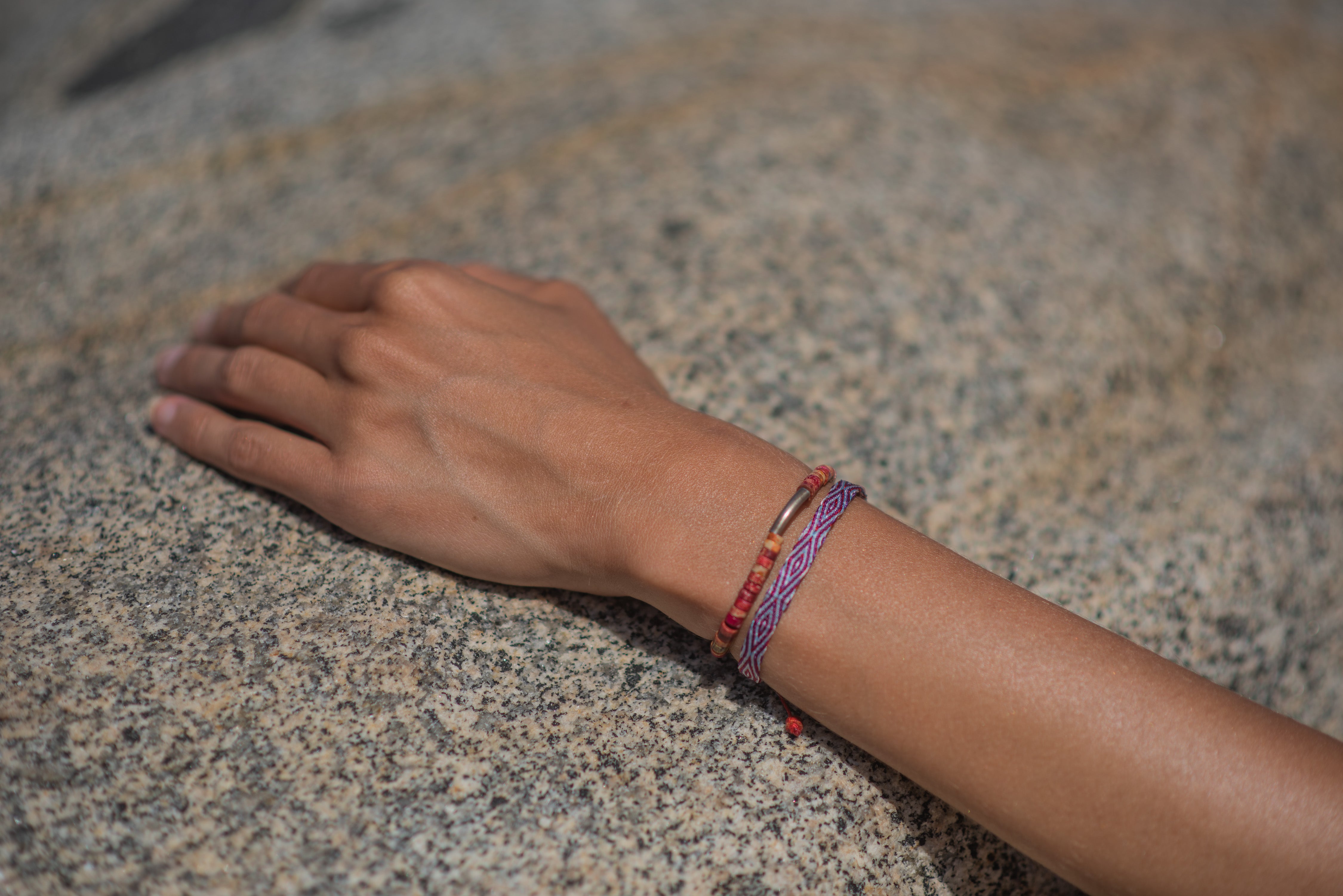 PULSERA TELAR 11