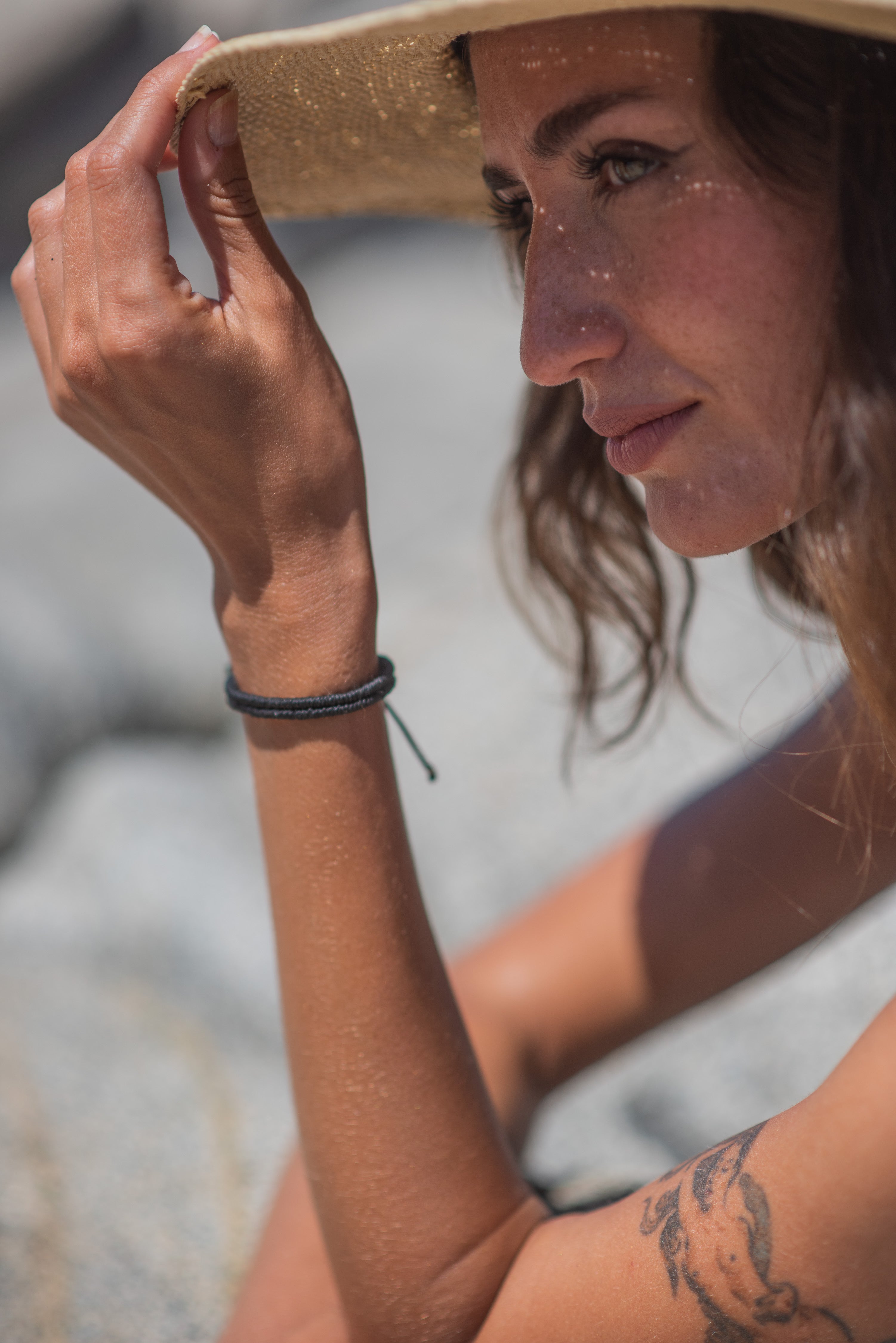 PULSERA MACRAME NEGRO