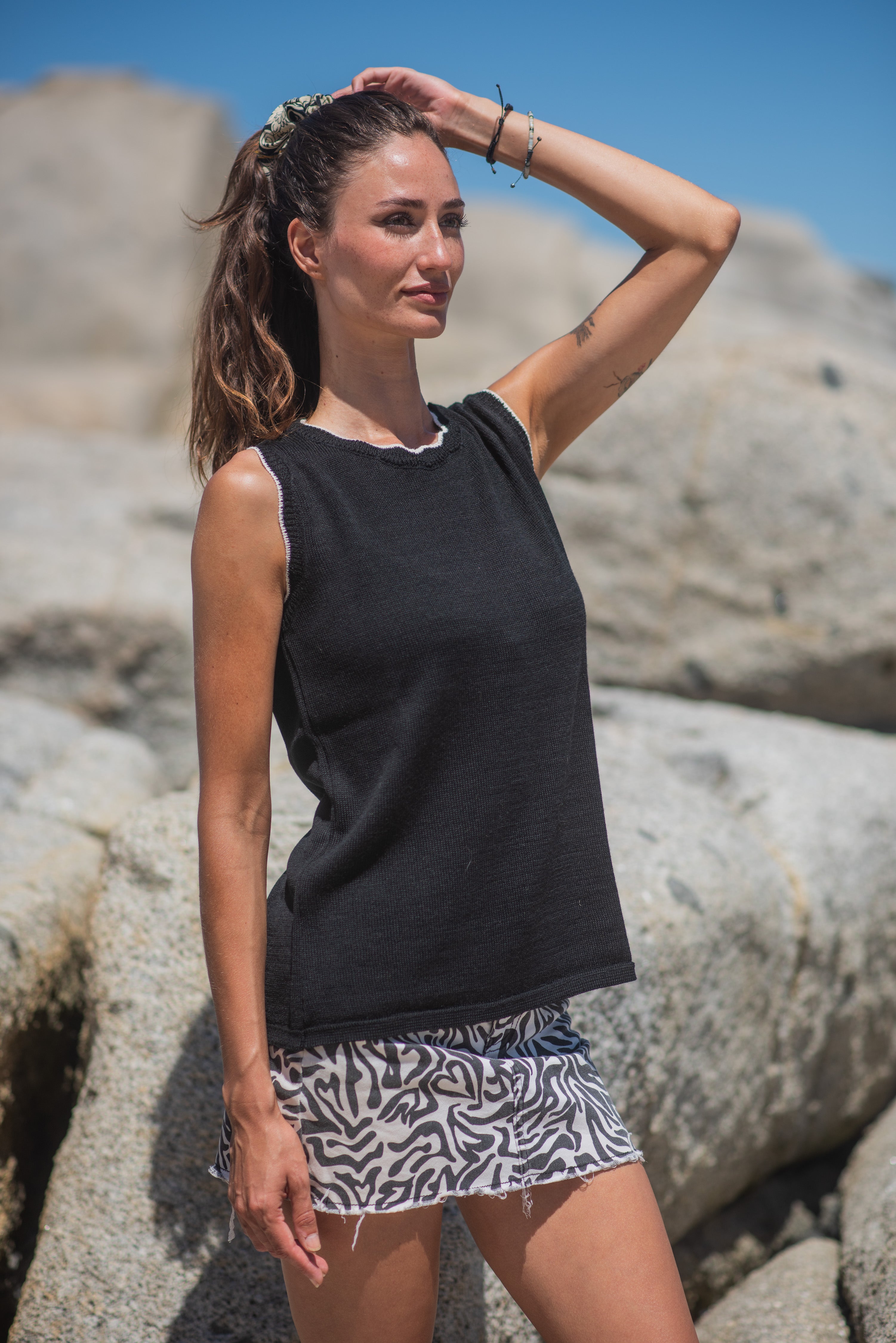 POLERA TEJIDA CON VIVO