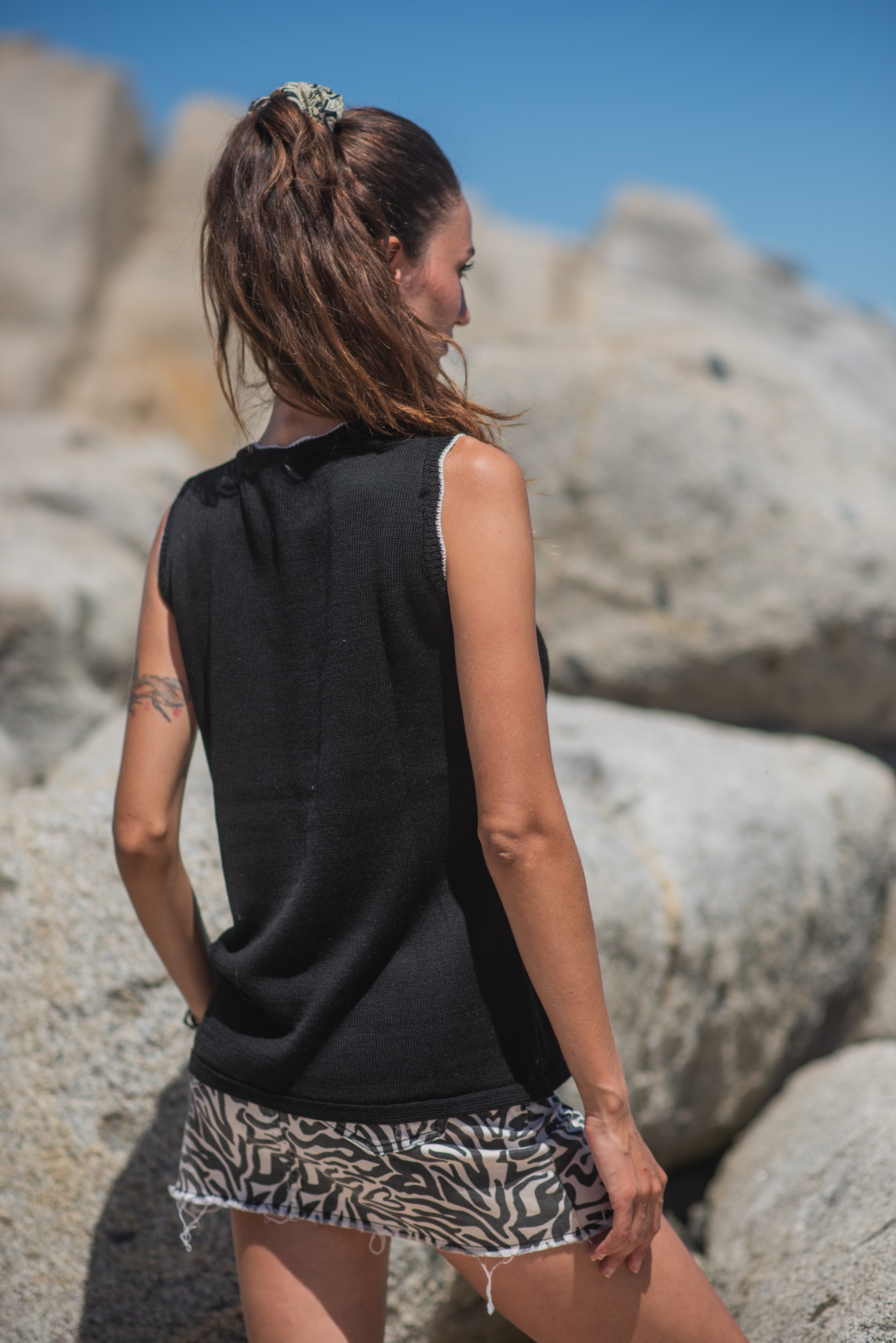 POLERA TEJIDA CON VIVO