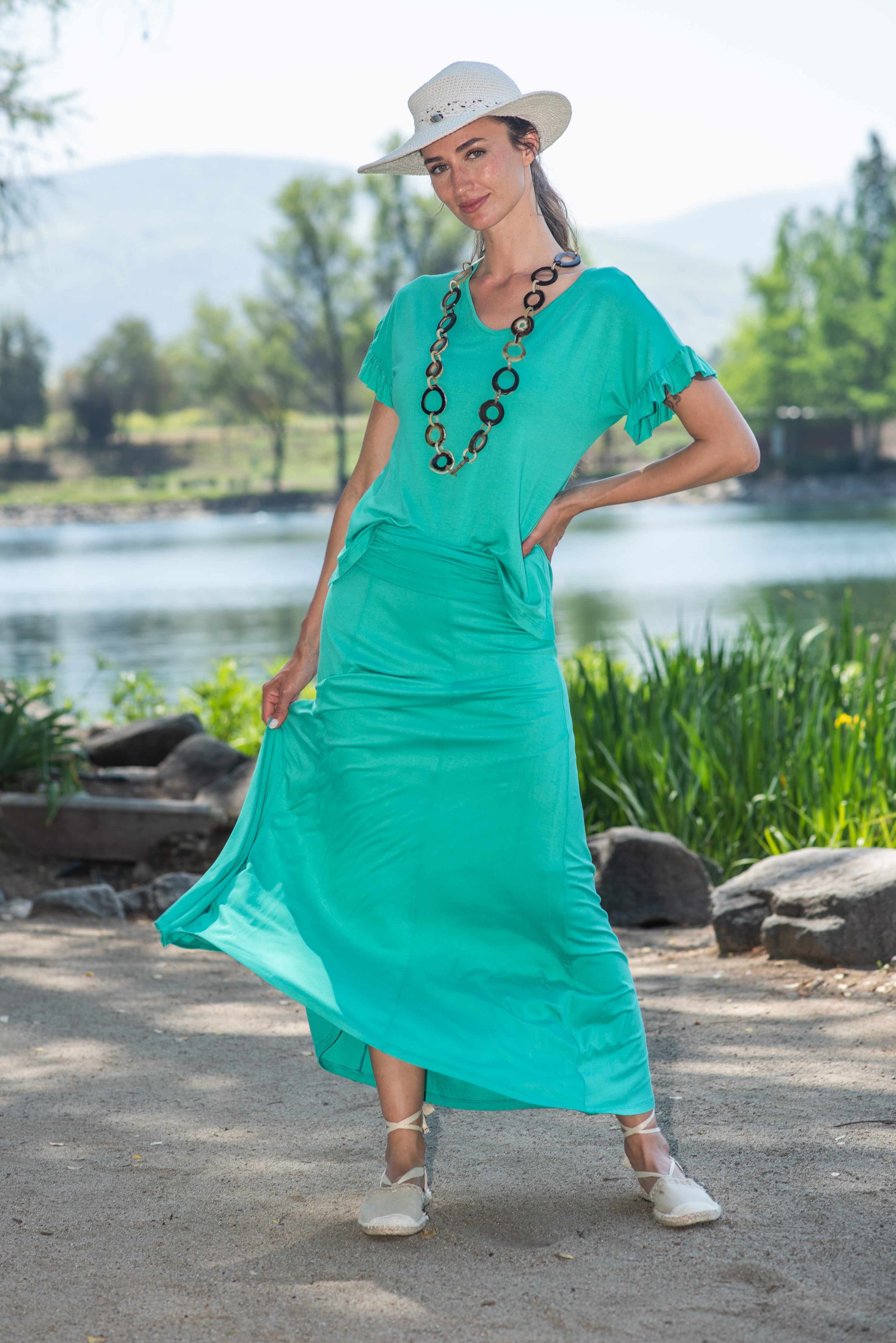 POLLERA PRETINA RECOGIDA