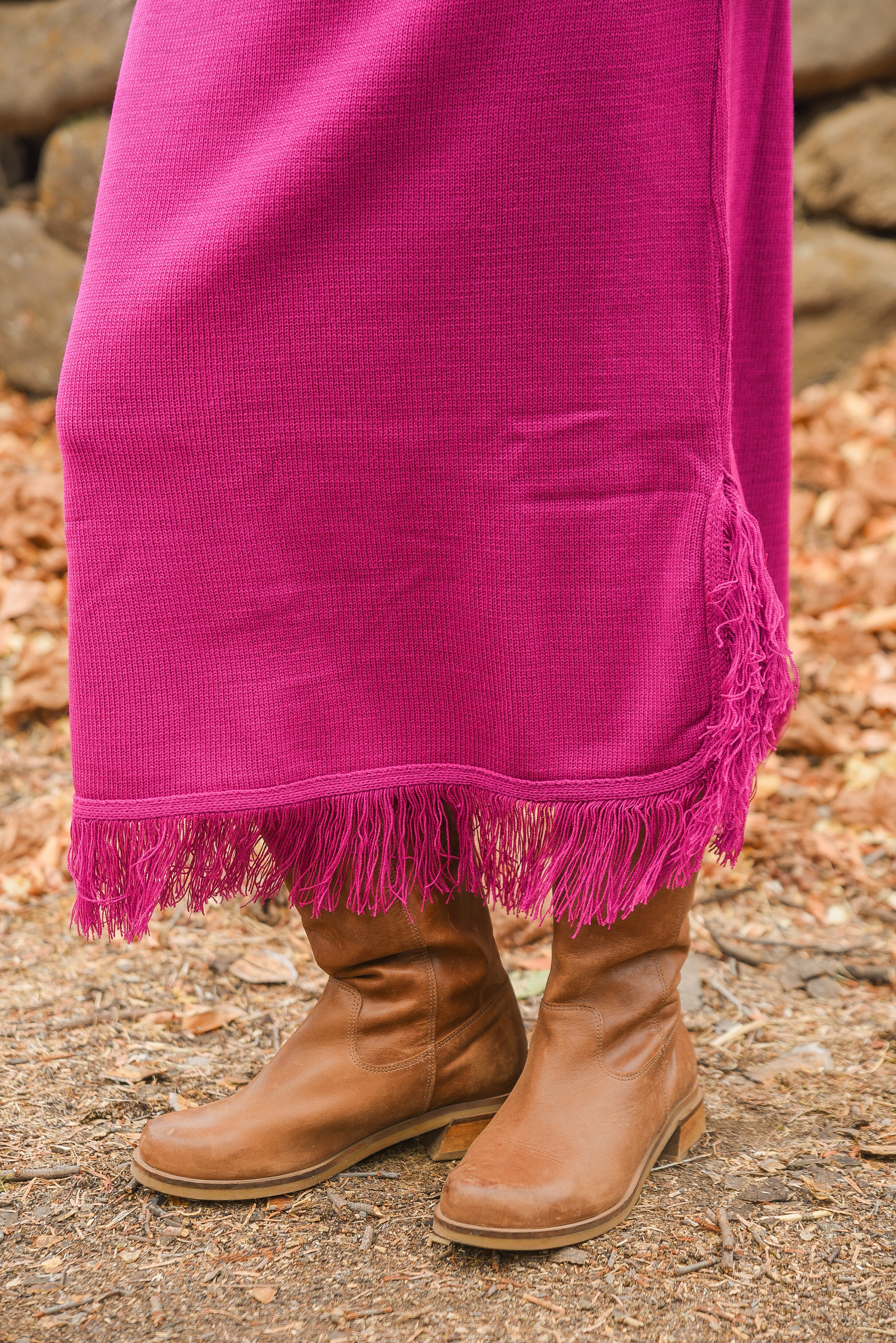 POLLERA TEJIDA PRETINA FLECOS