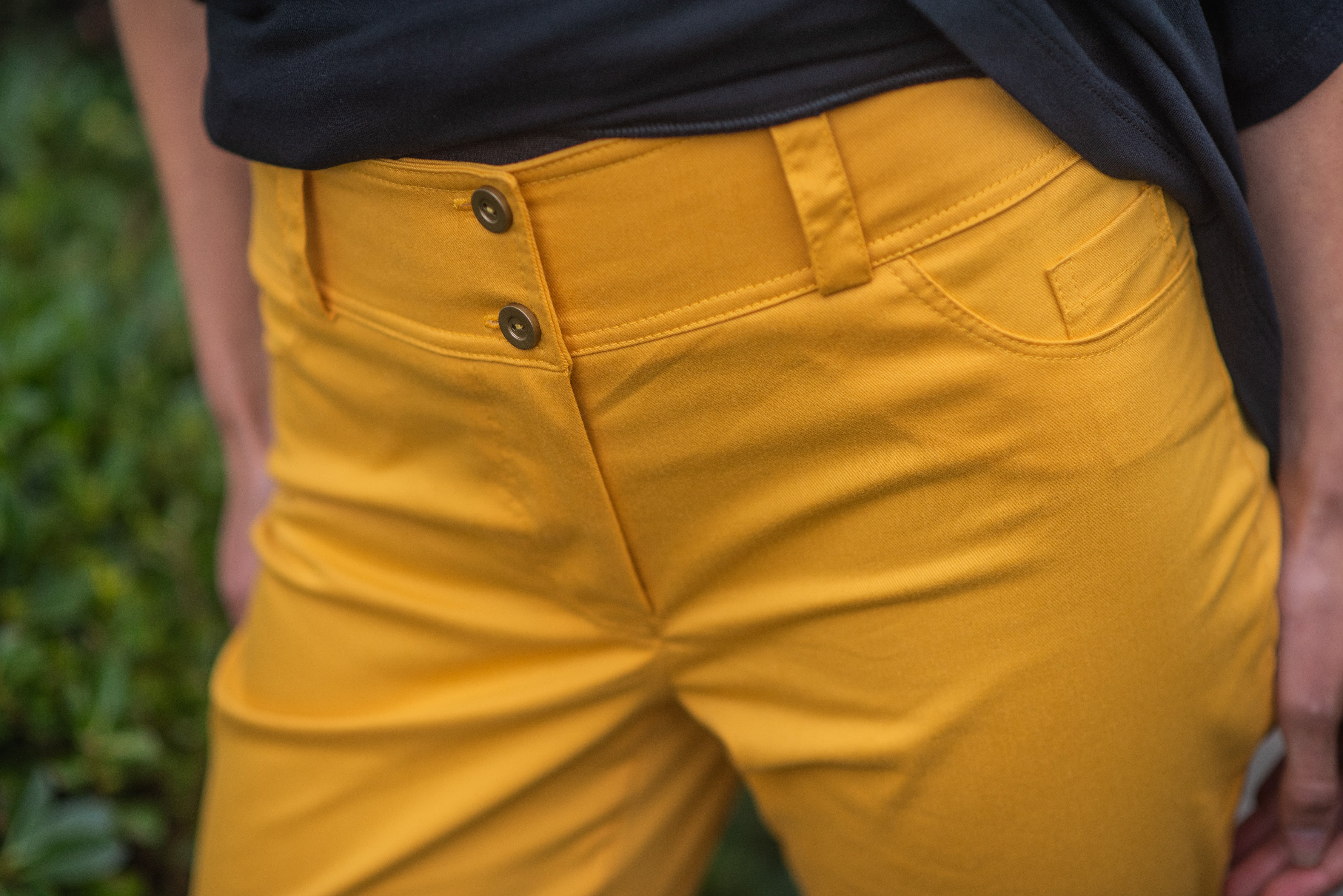 PANTALÓN GABARDINA MOSTAZA