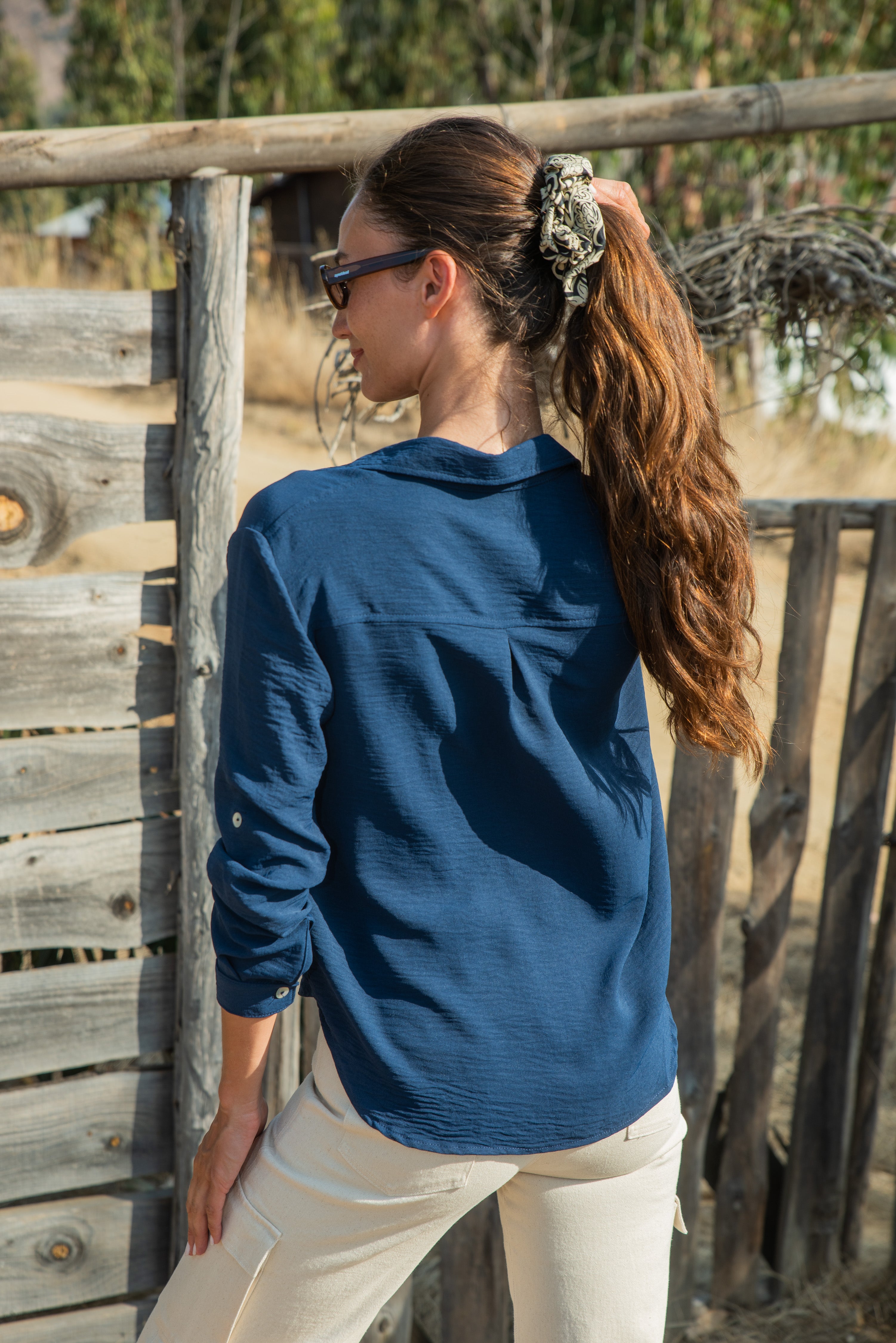 BLUSA BOLSILLO AZUL