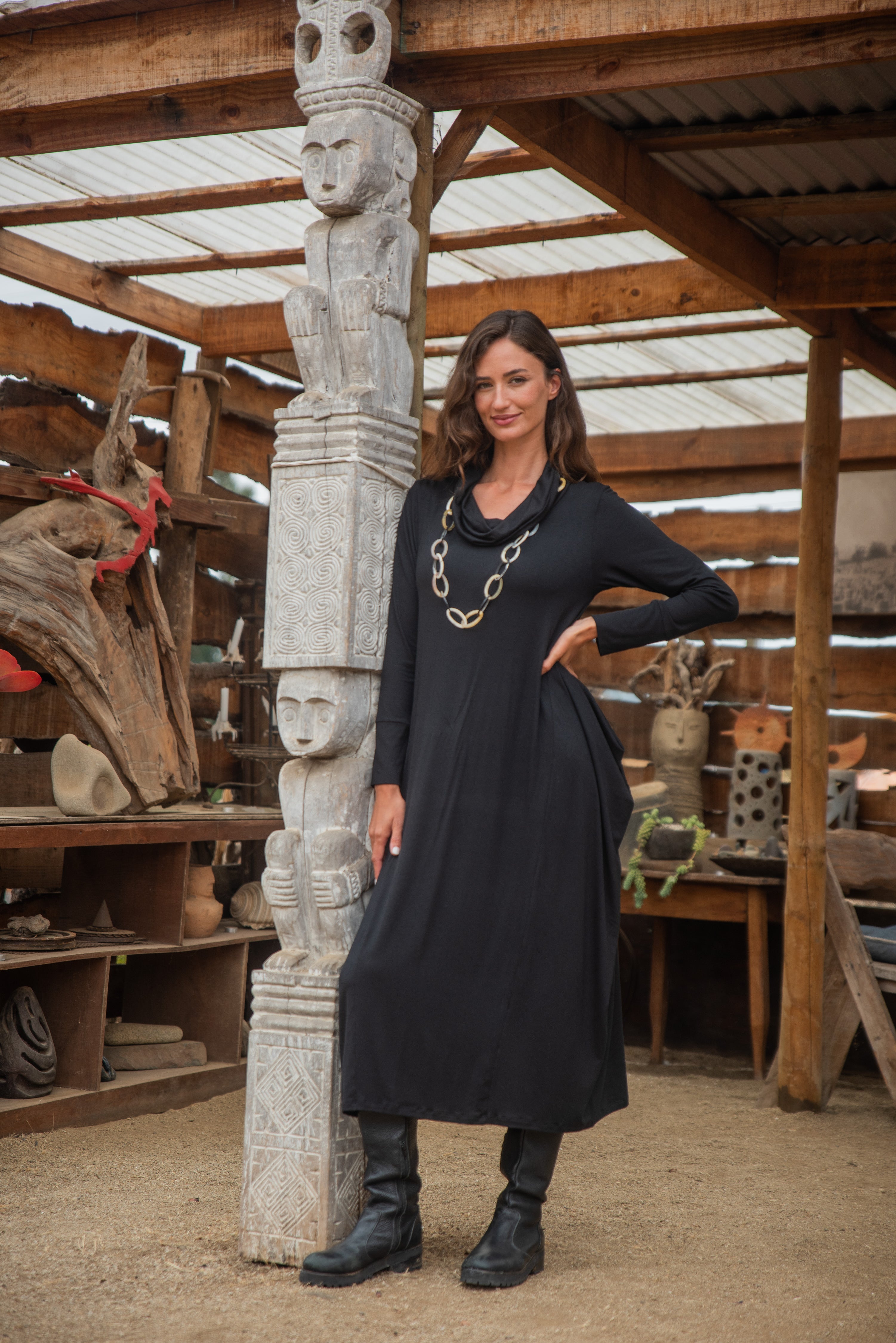 VESTIDO MURCIÉLAGO NEGRO