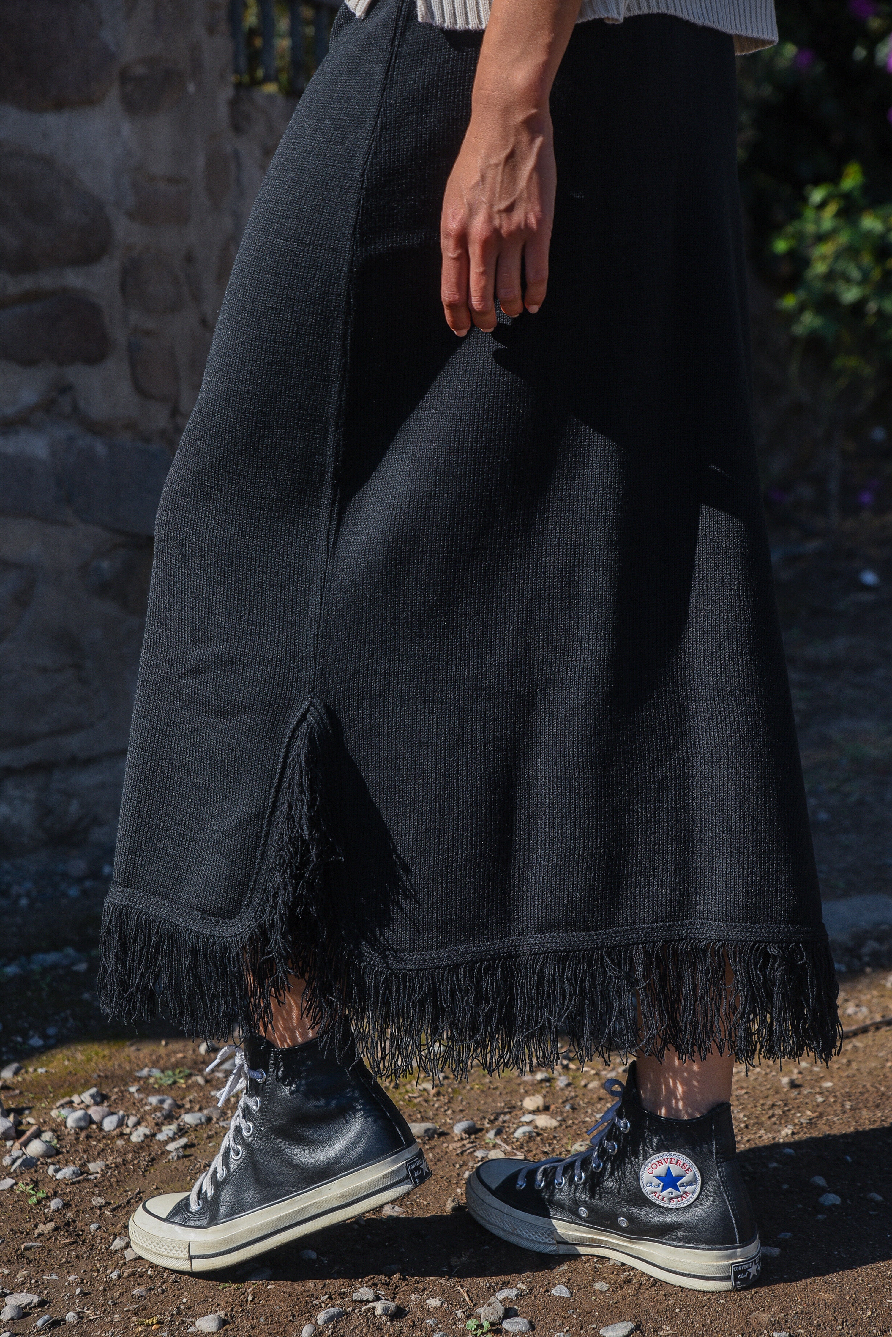 POLLERA TEJIDA PRETINA FLECOS