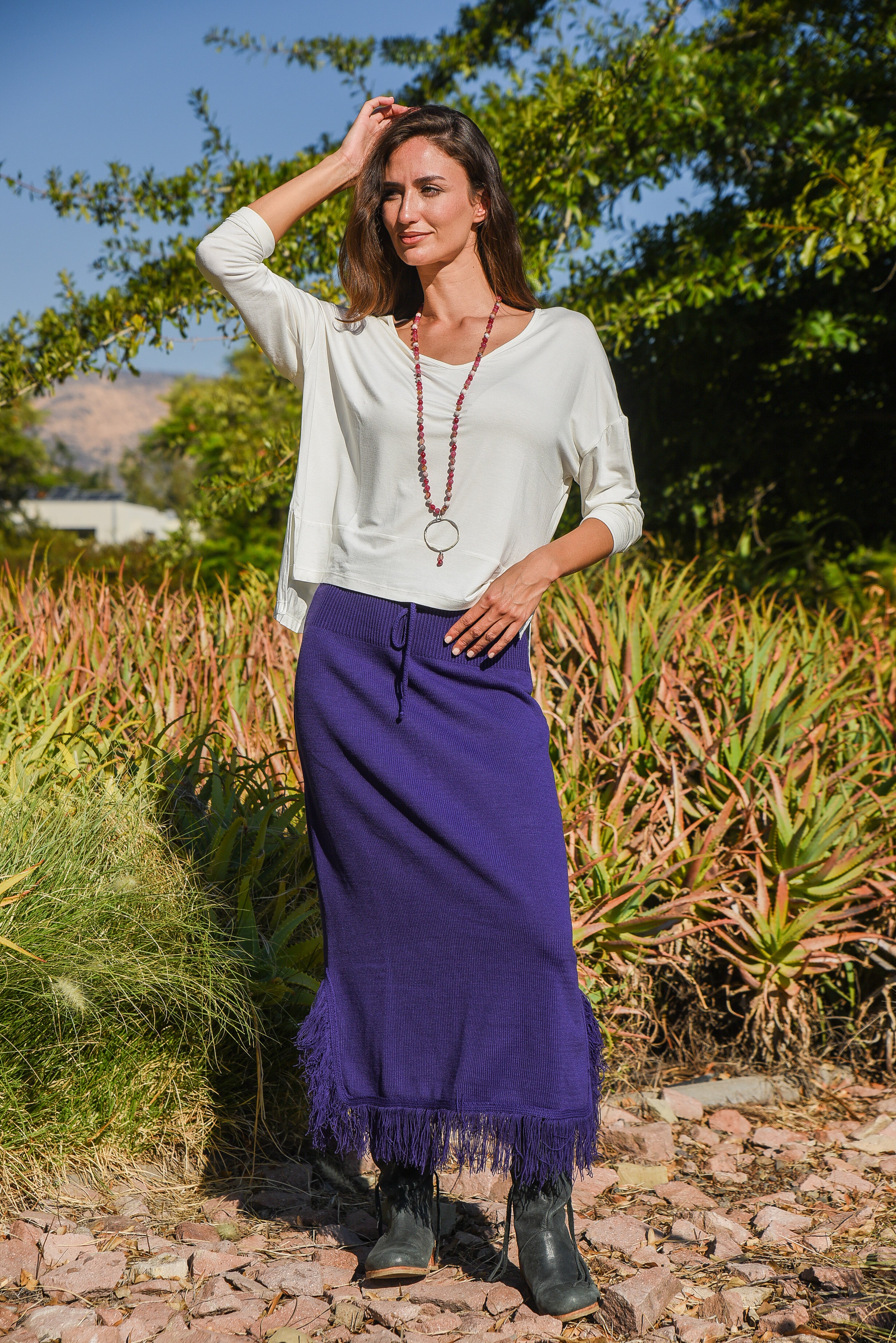 POLLERA TEJIDA PRETINA FLECOS