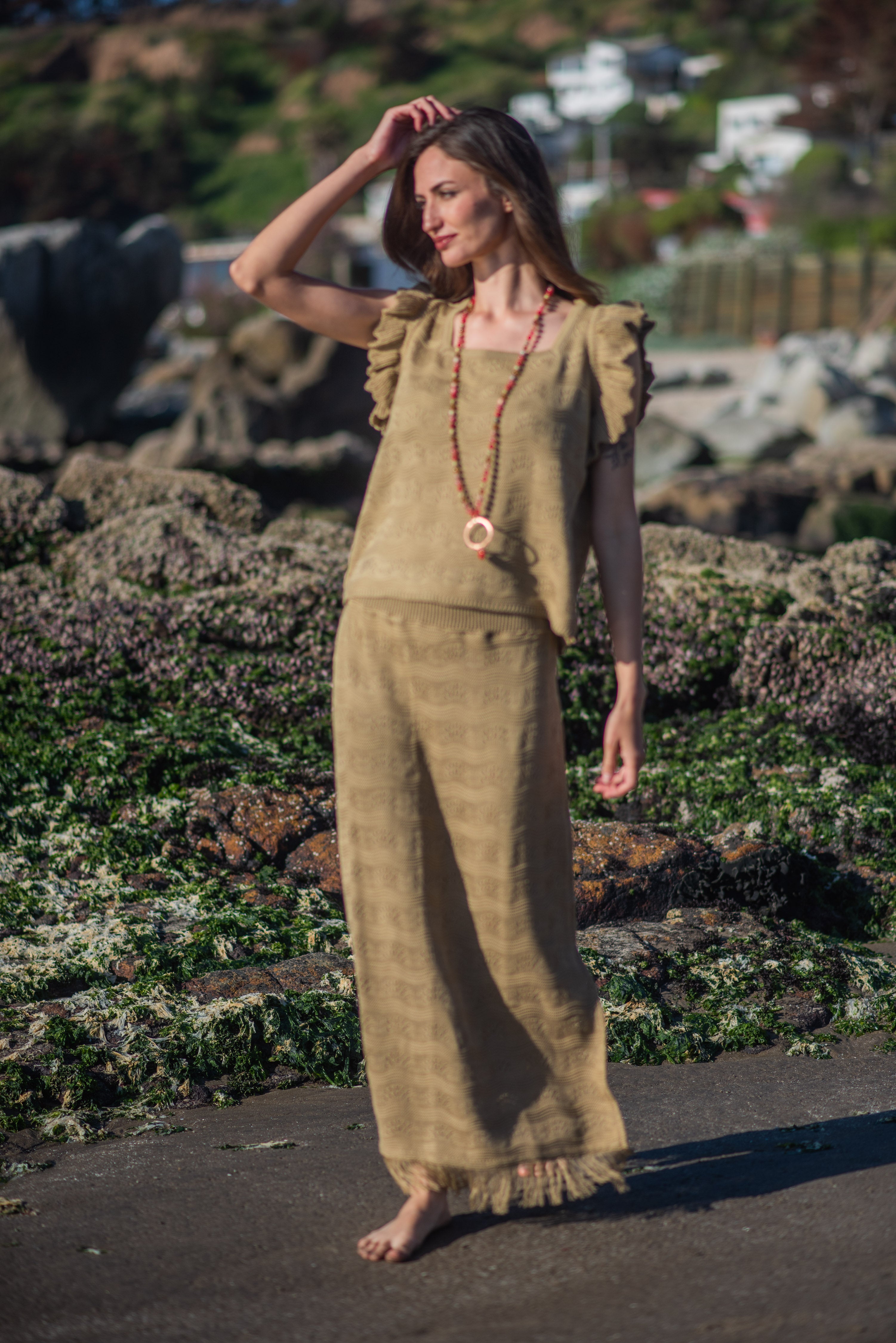 POLERA TEJIDA ABANICO