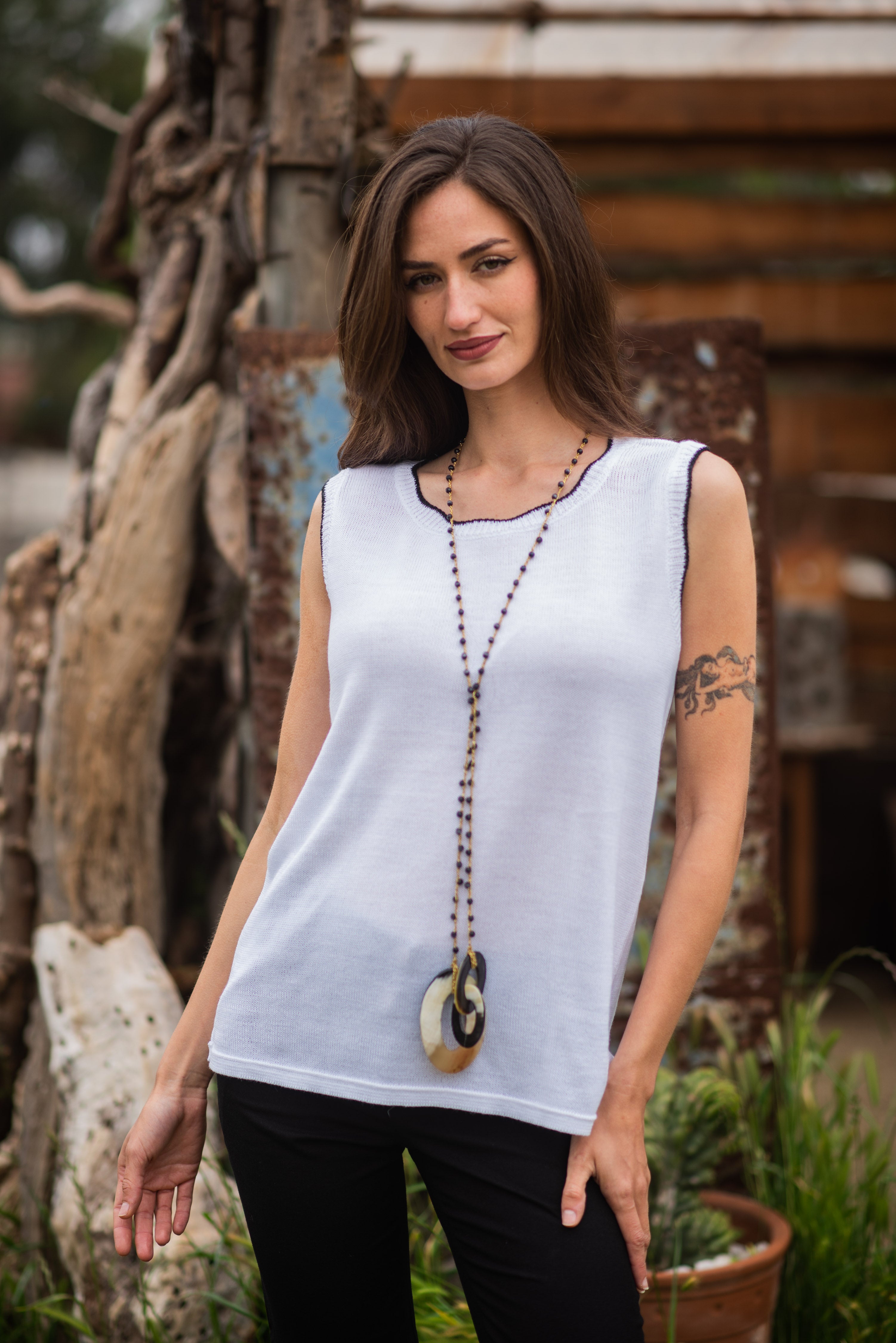 POLERA TEJIDA CON VIVO