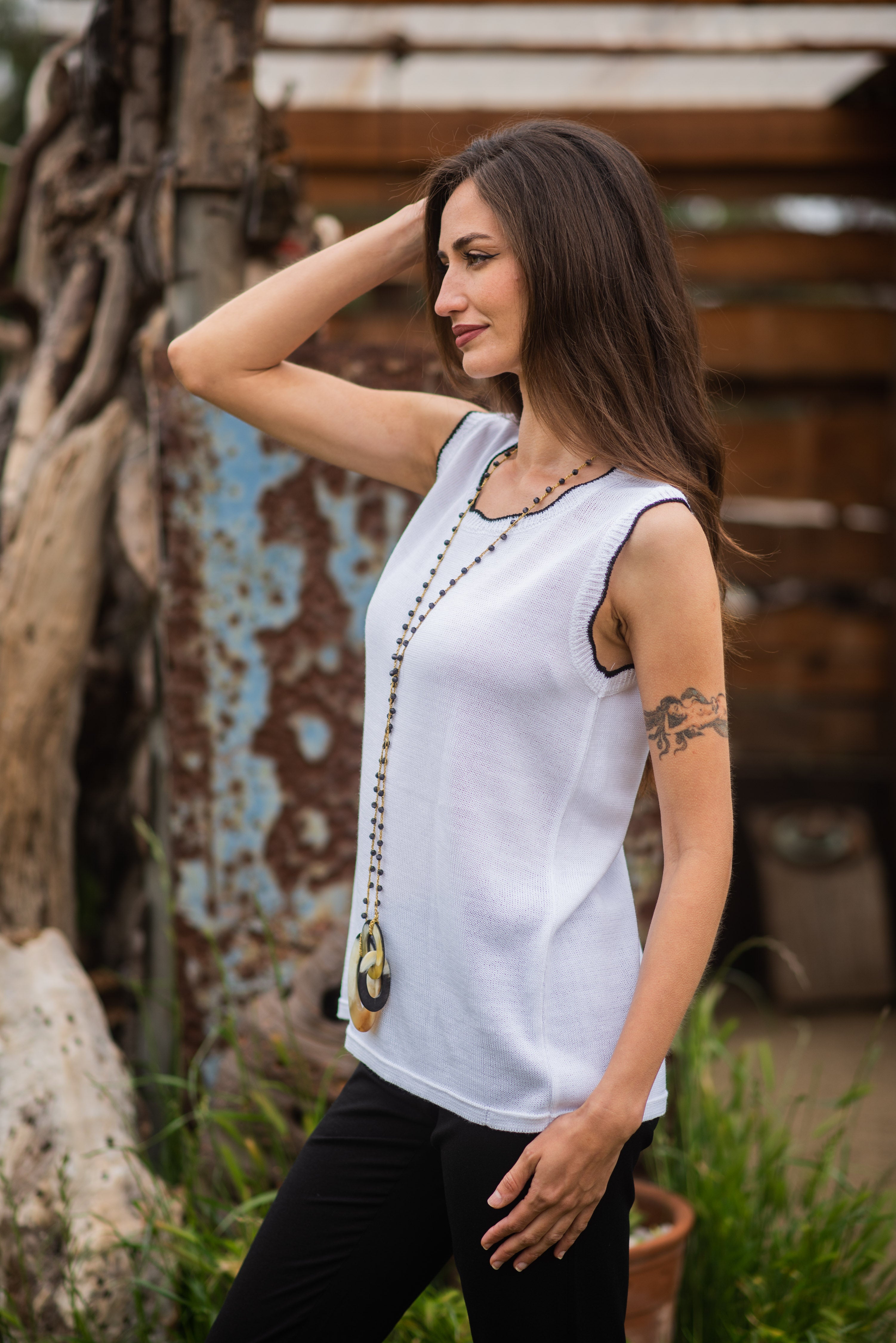 POLERA TEJIDA CON VIVO