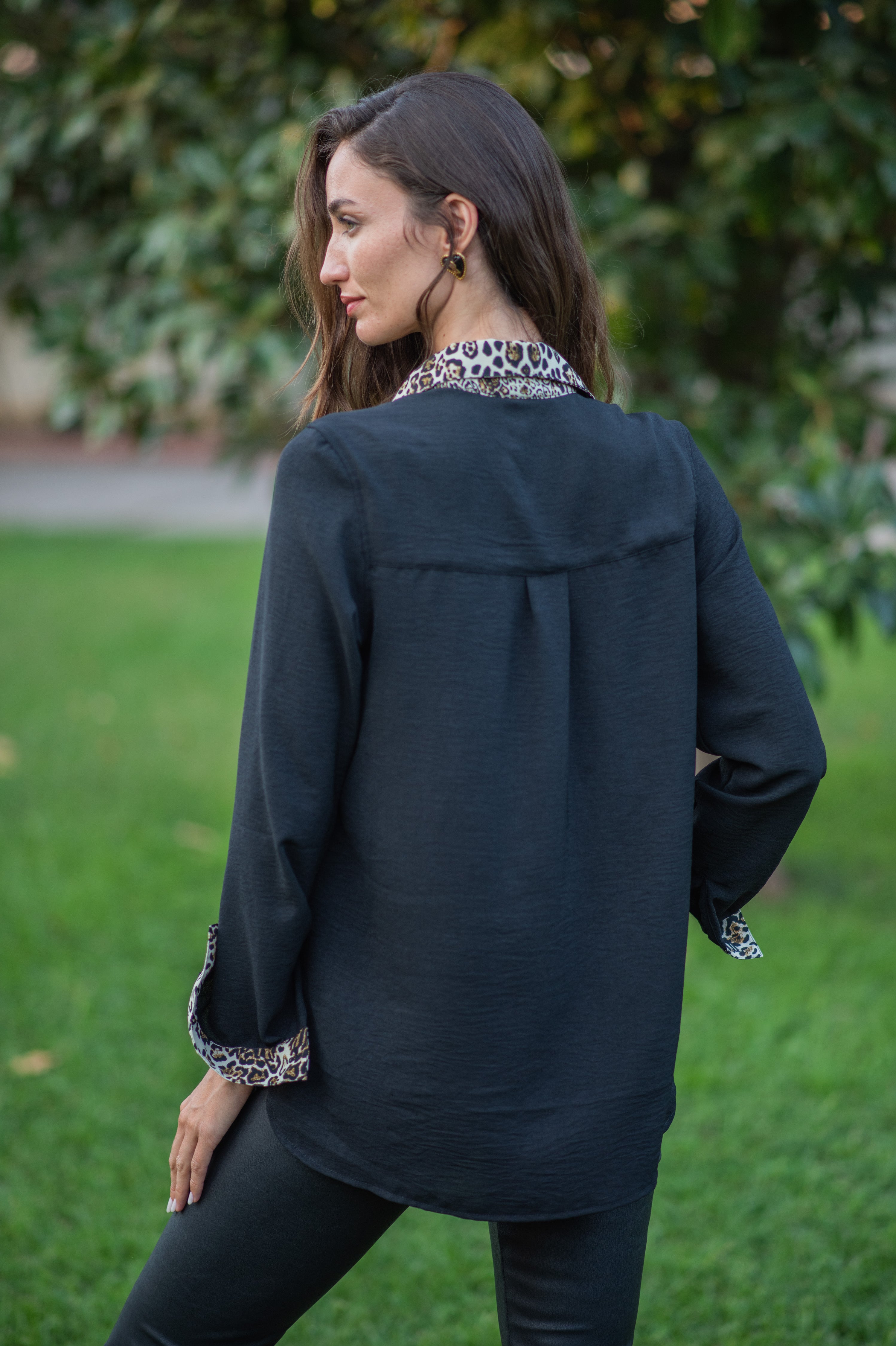 BLUSA ALICIA NEGRO LEOPARDO