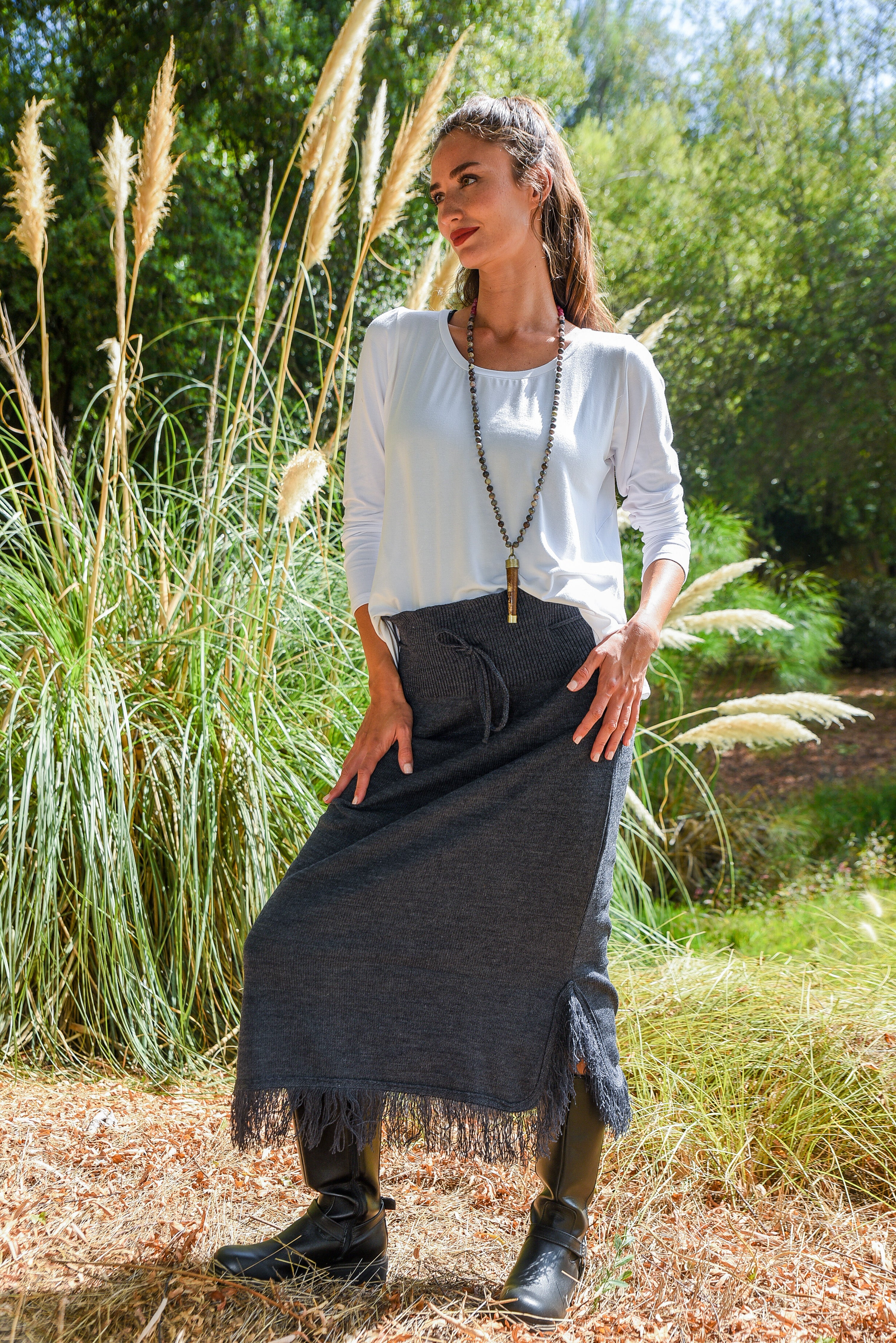 POLLERA TEJIDA PRETINA FLECOS