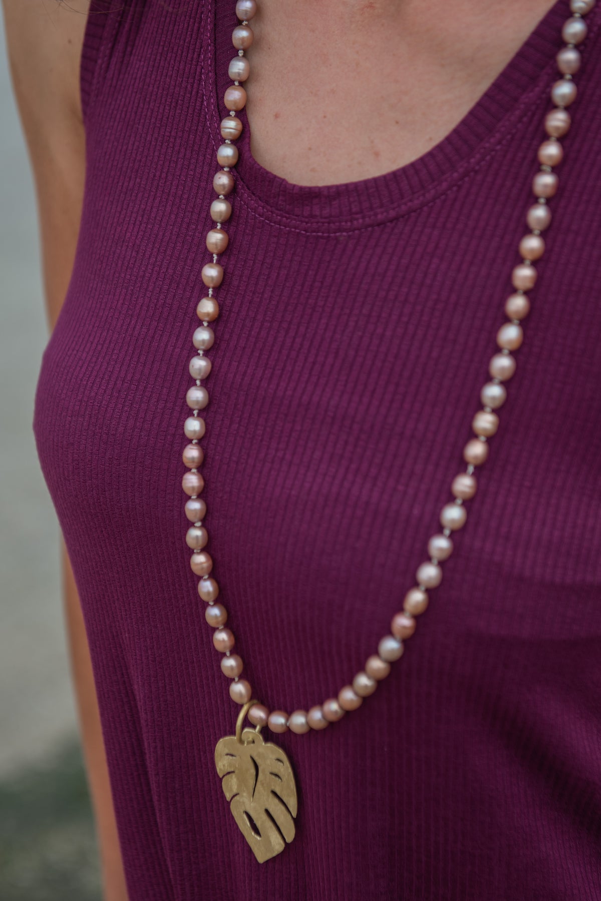 COLLAR HOJA BRONCE