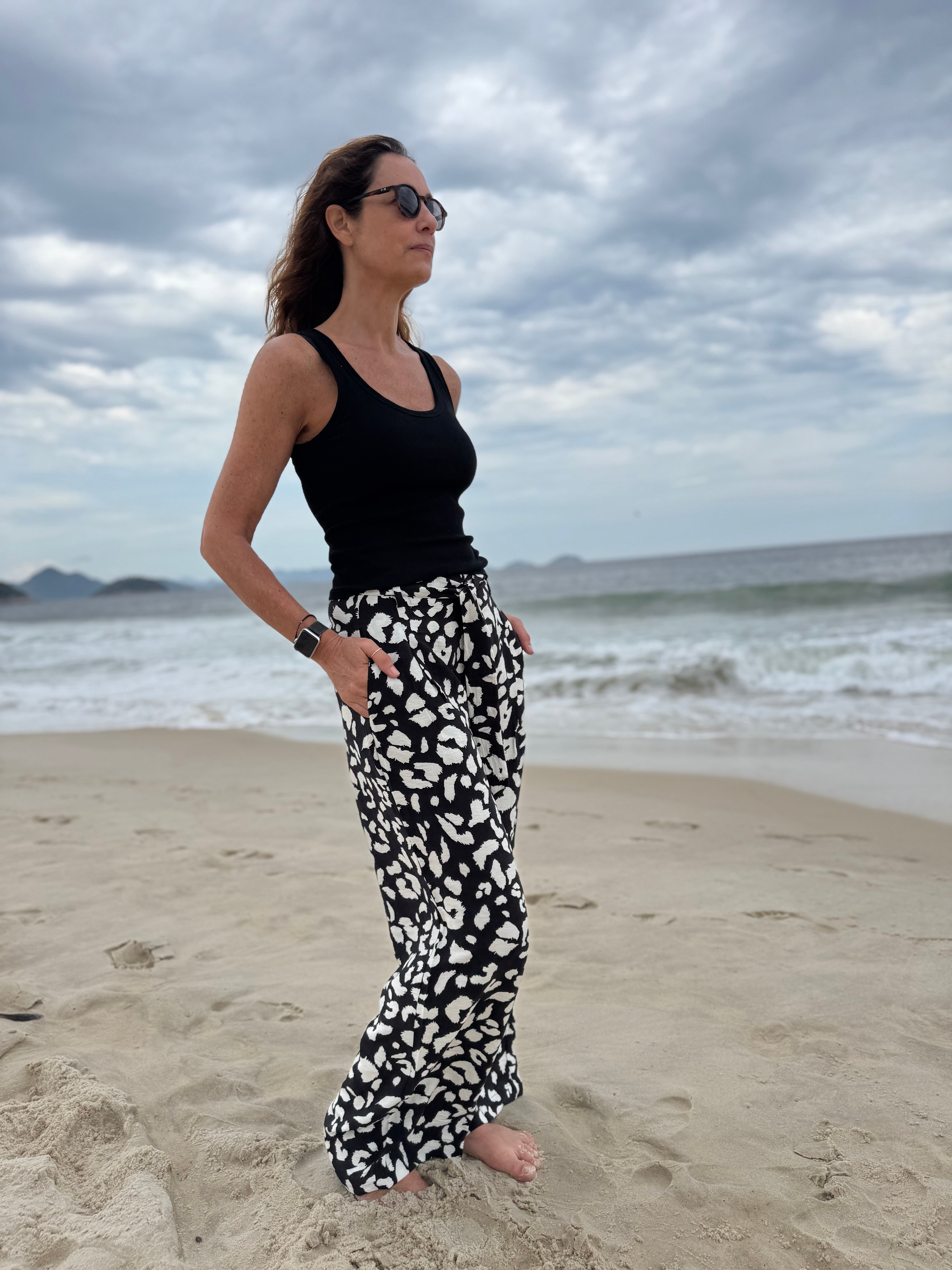 PANTALÓN LAZO ESTAMPADO NEGRO