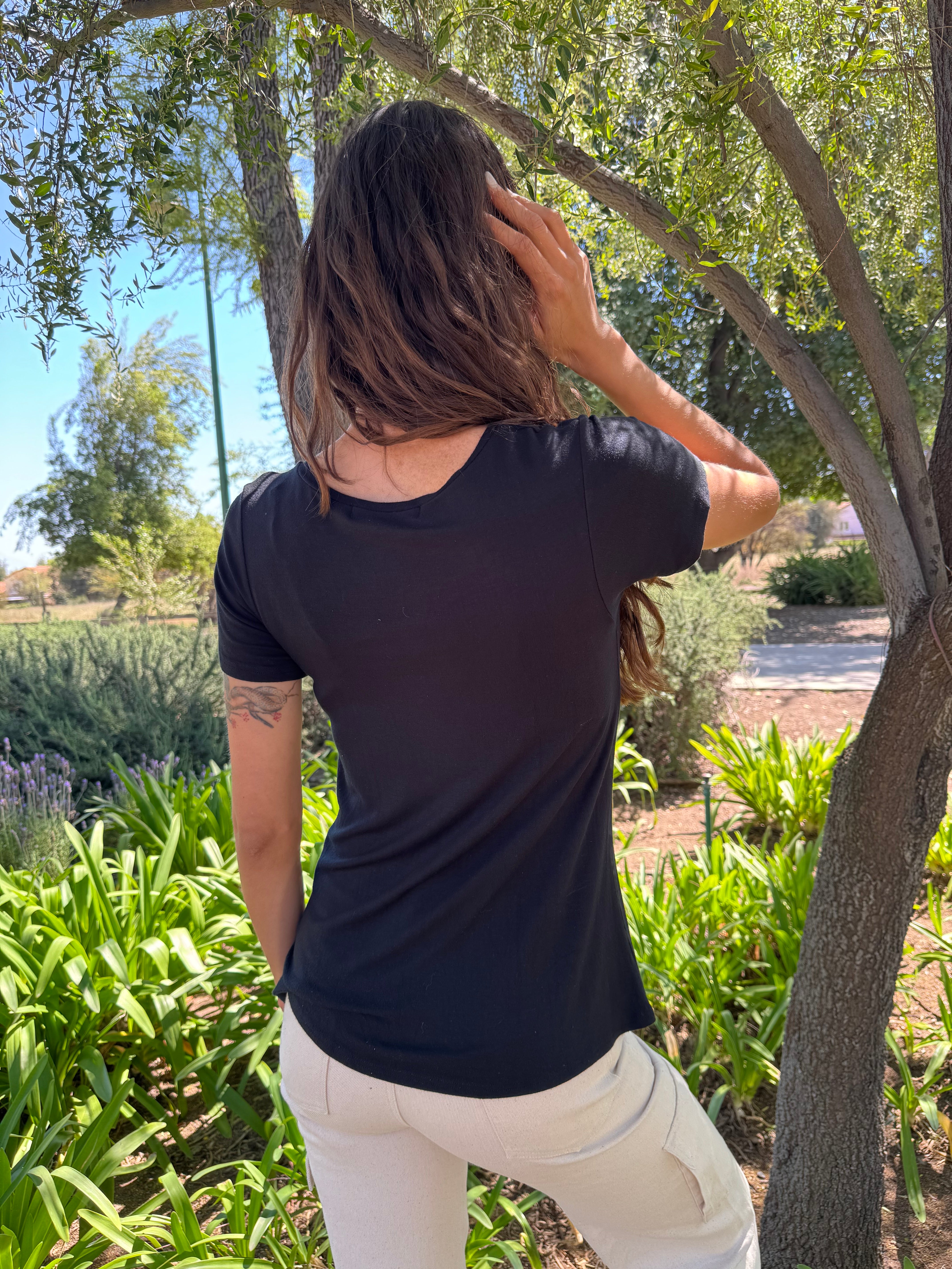 POLERA MODELO BOLSILLO