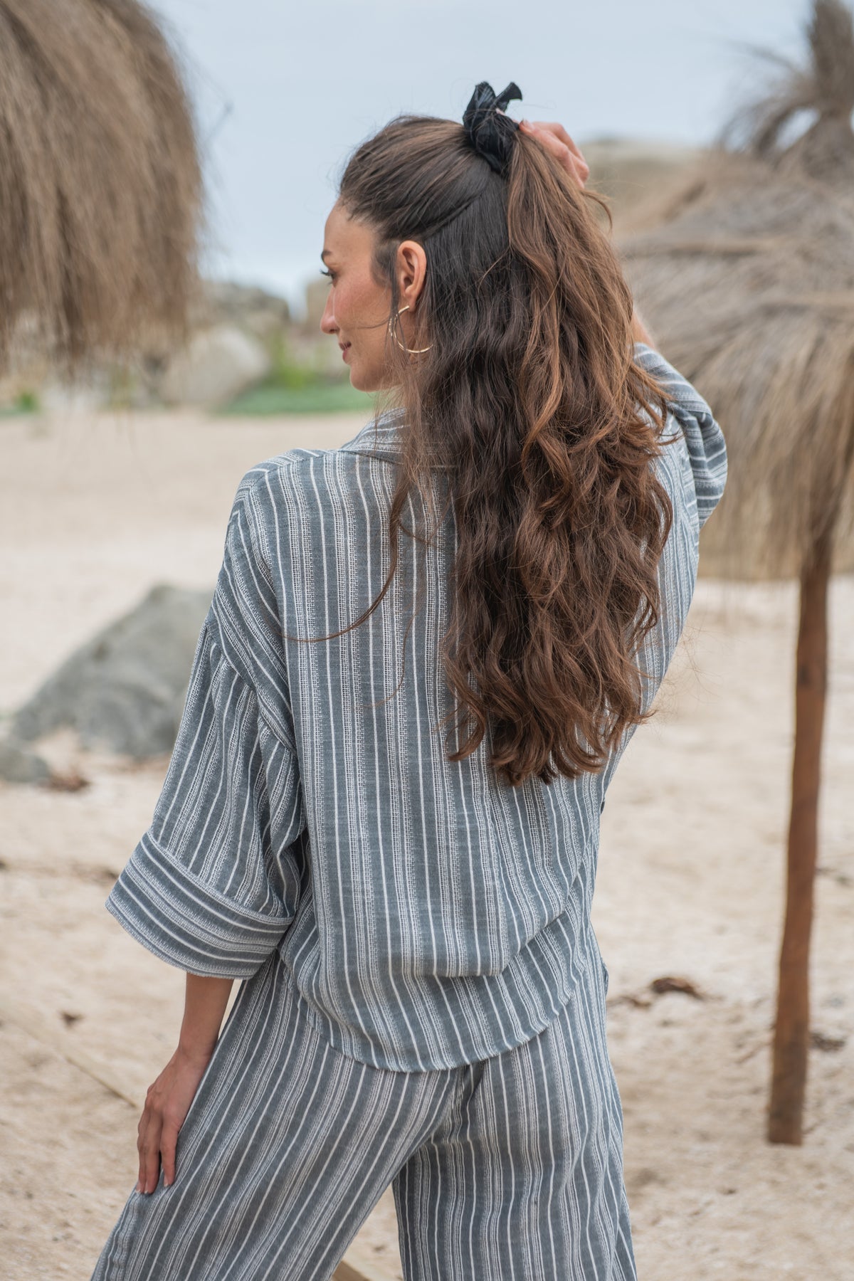 BLUSA SARA RAYADA NEGRA