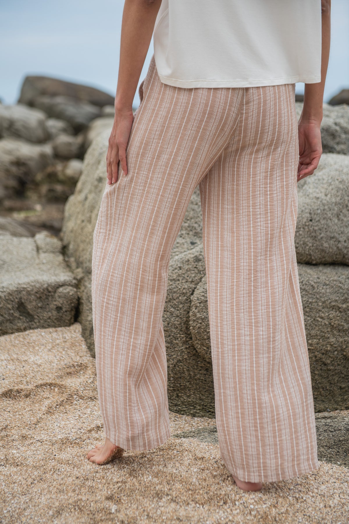 PANTALÓN RAYADO BEIGE
