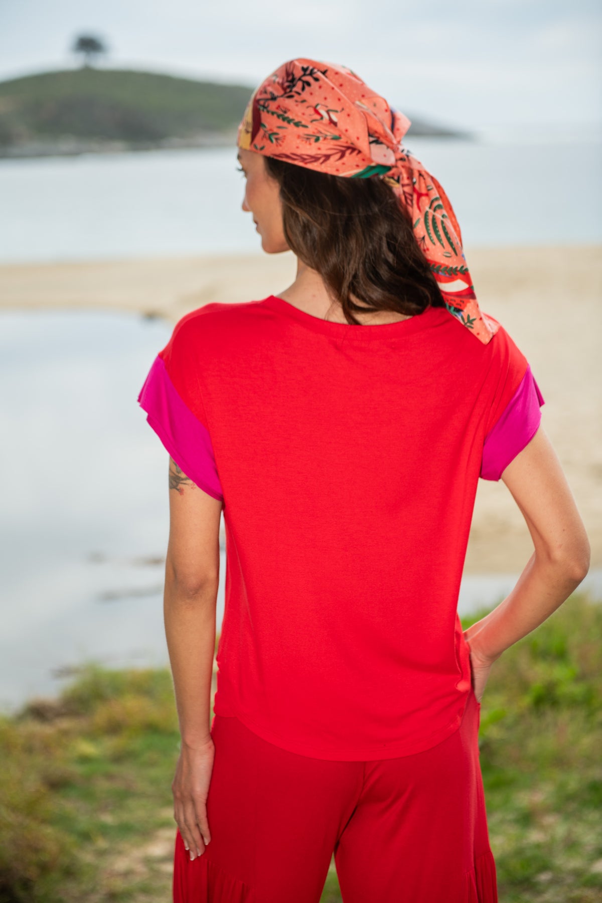POLERA MANGA BICOLOR ALGODÓN