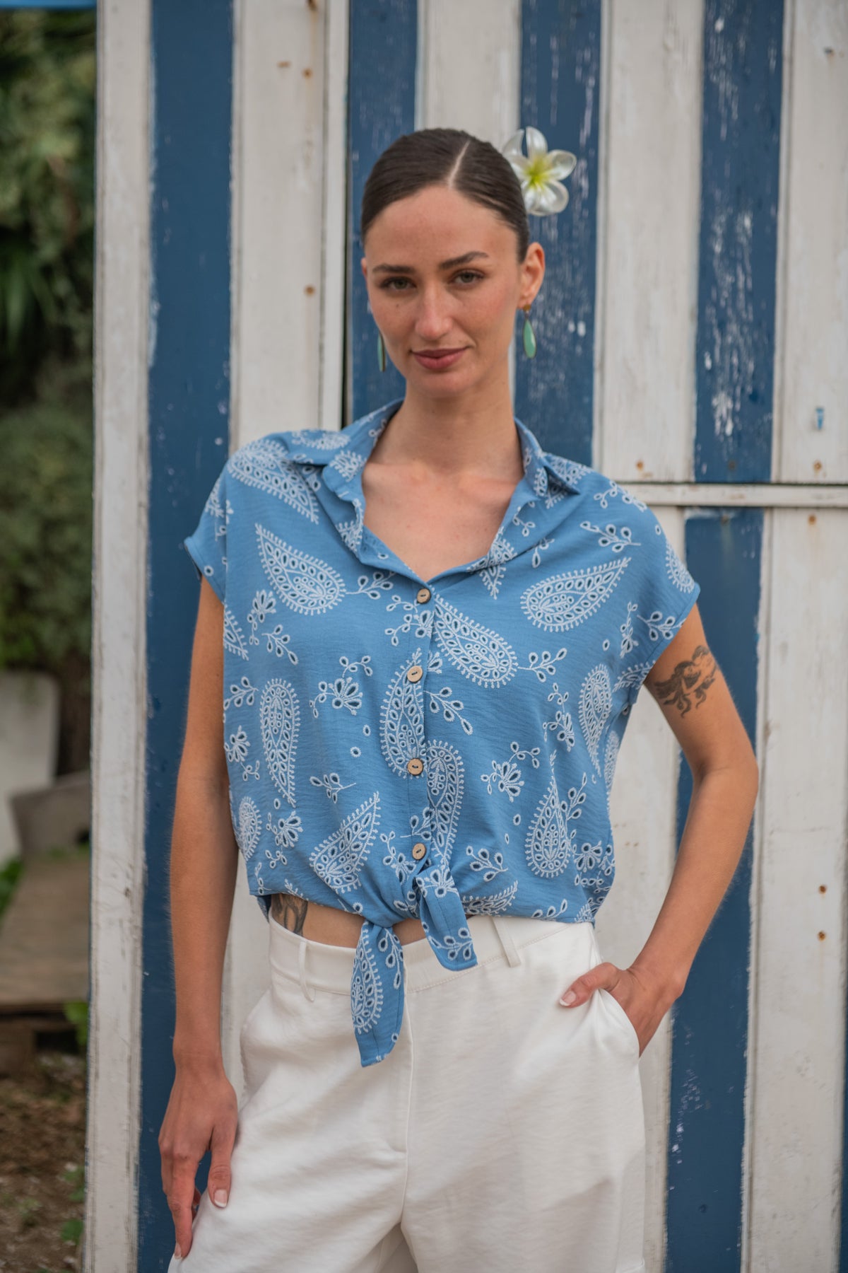BLUSA NUDO PRIMAVERA CELESTE