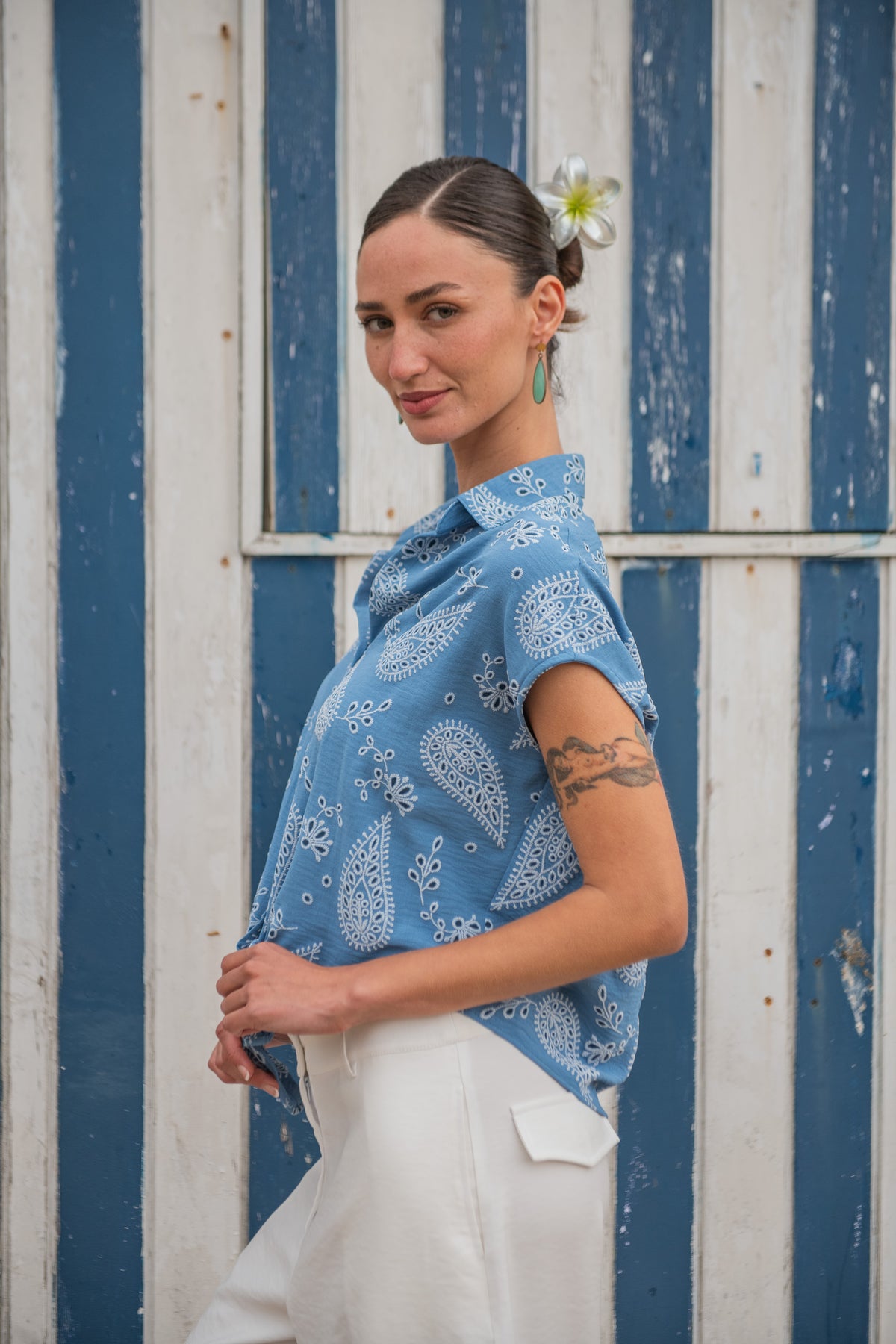 BLUSA NUDO PRIMAVERA CELESTE