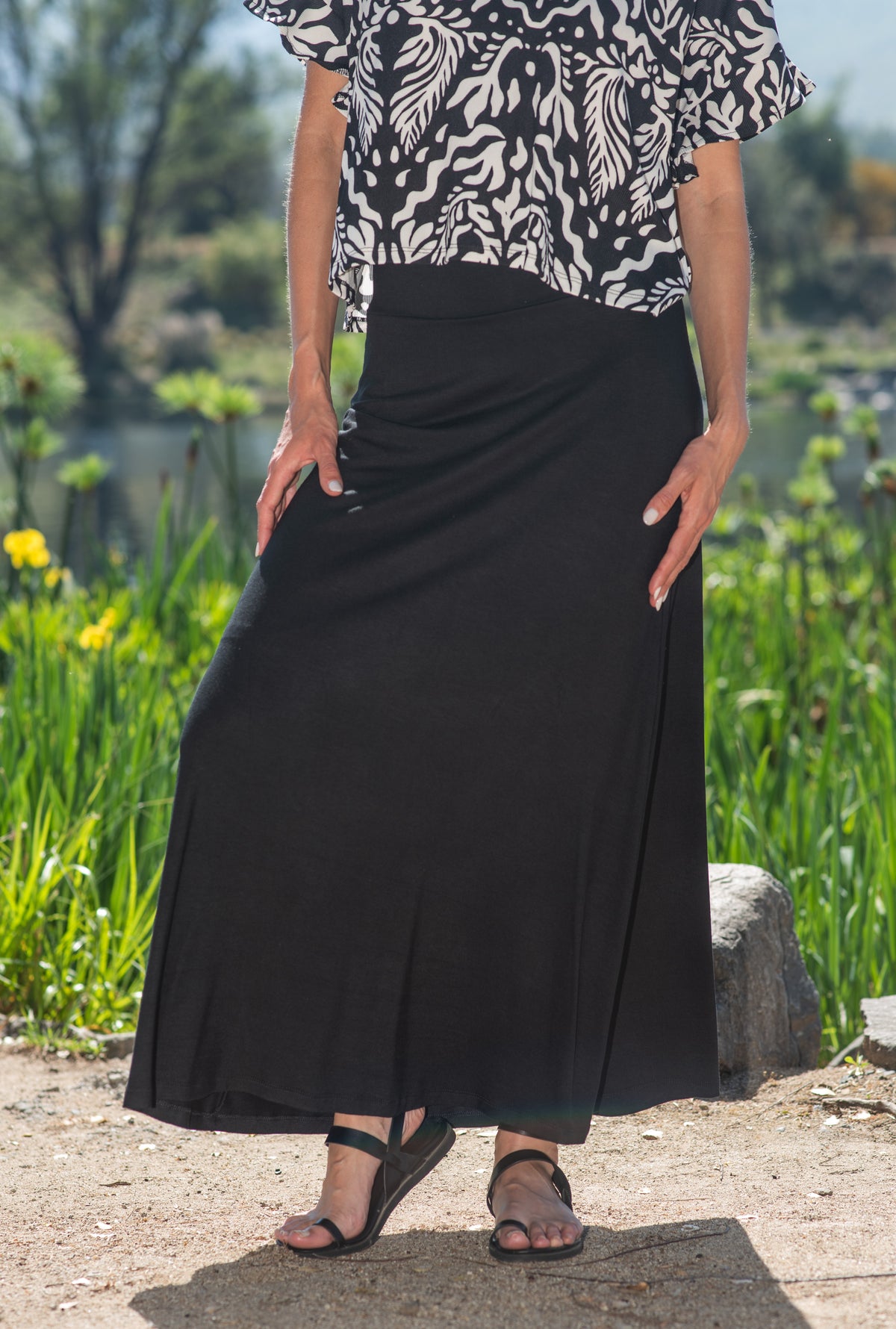 FALDA ROSITA ALGODÓN NEGRO