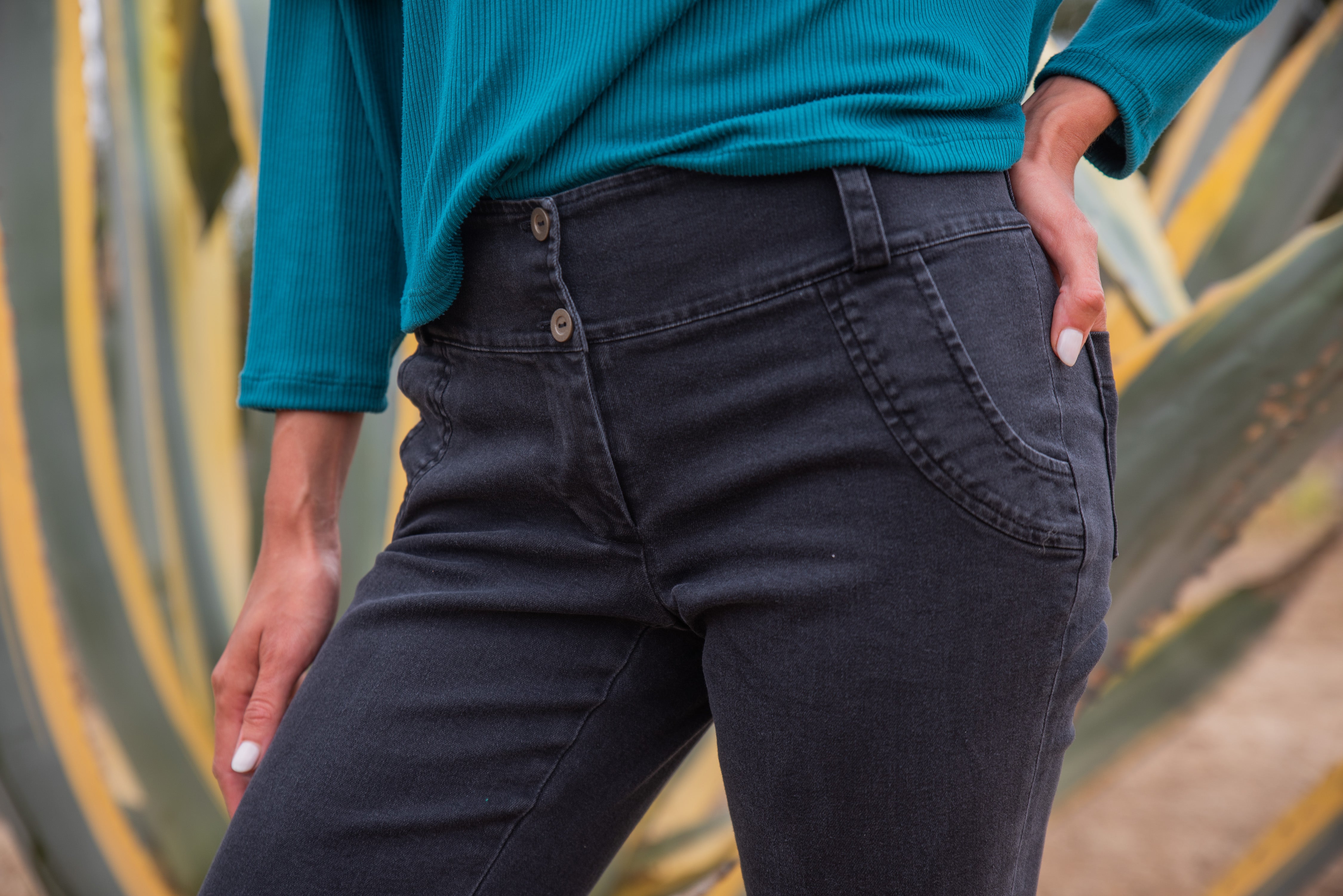 PANTALÓN JEANS KATE NEGRO