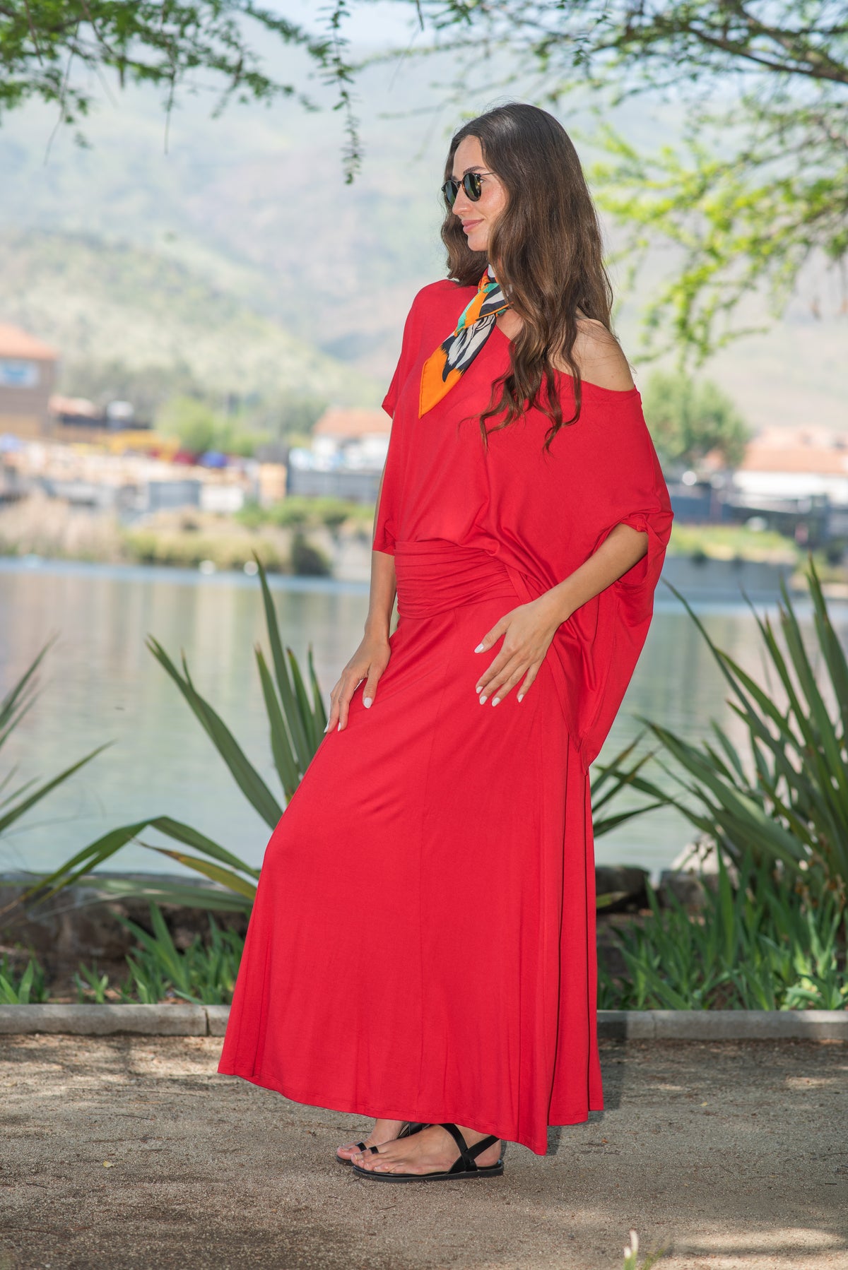 POLLERA PRETINA RECOGIDA ROJA