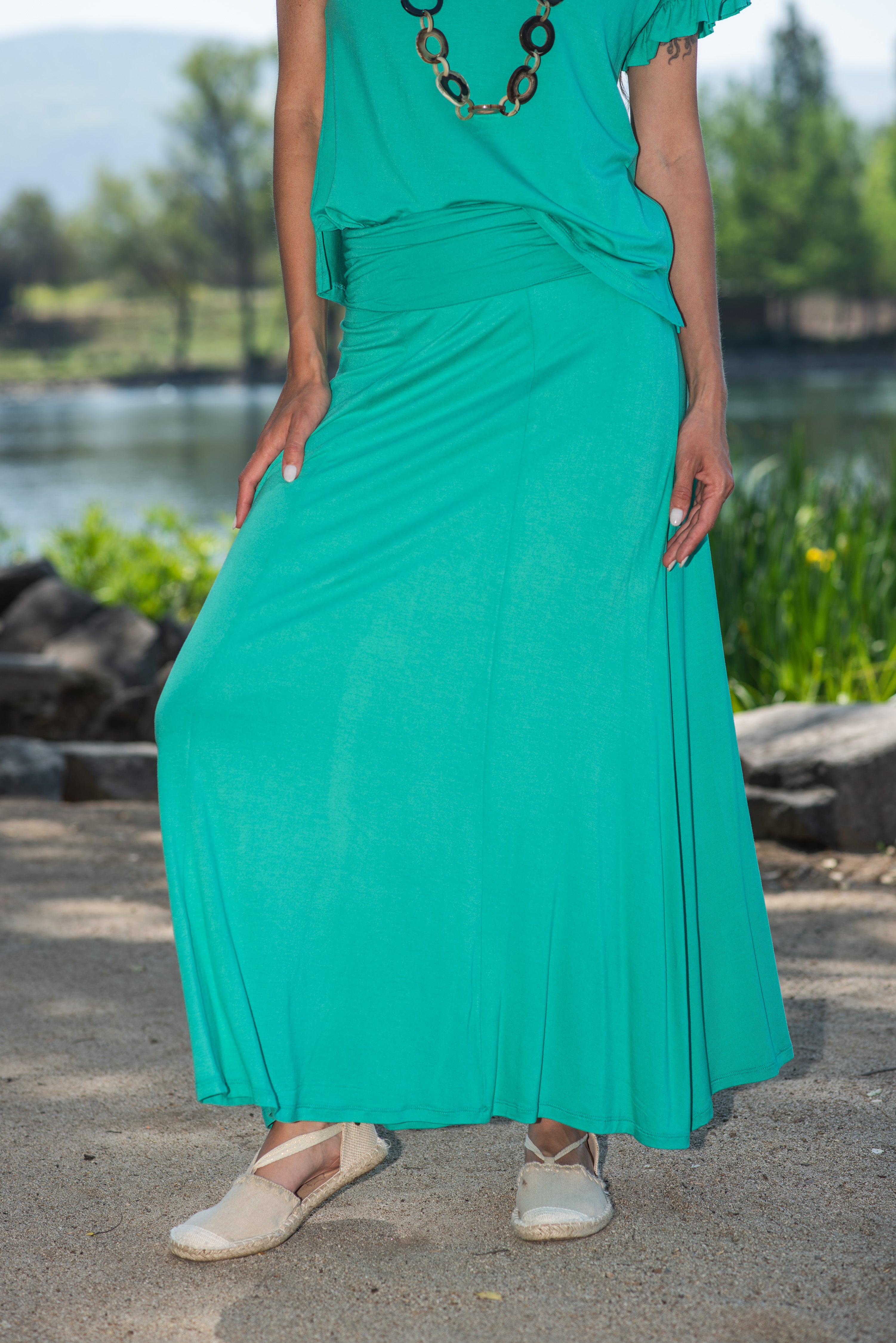 POLLERA PRETINA RECOGIDA