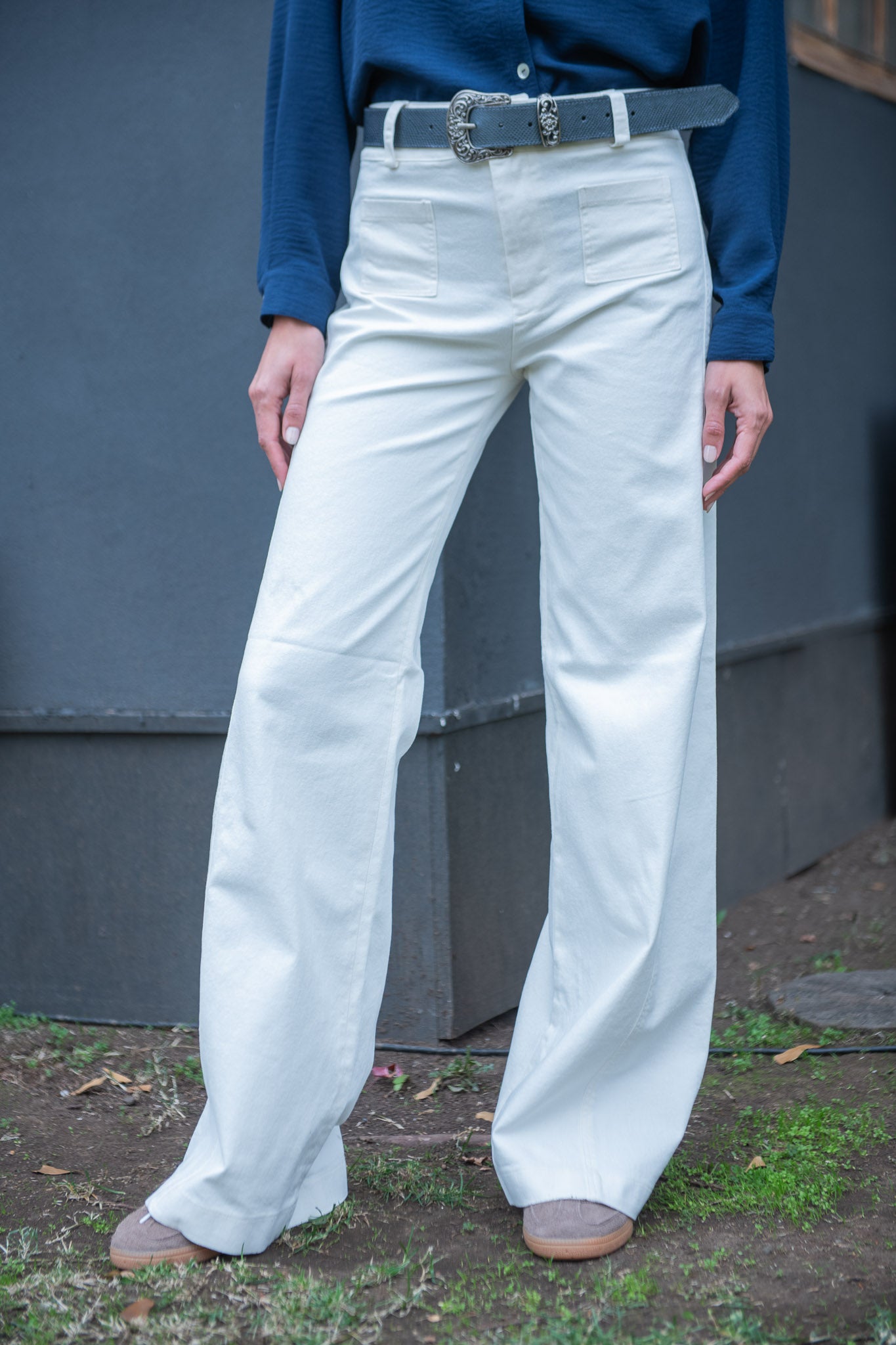 JEANS BOLSILLO CREMA