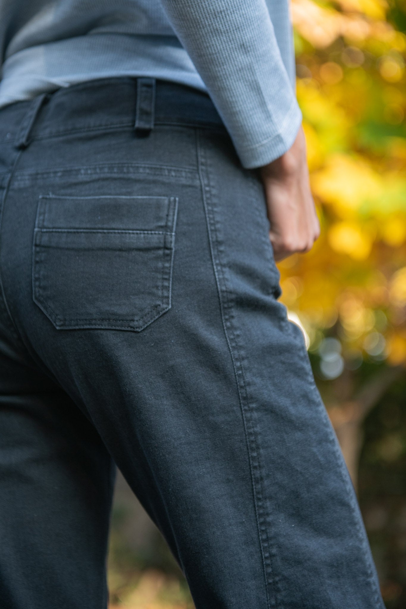 JEANS BOLSILLO NEGRO