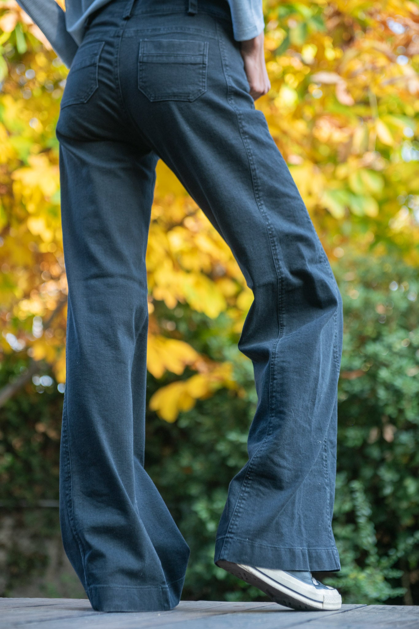 JEANS BOLSILLO NEGRO