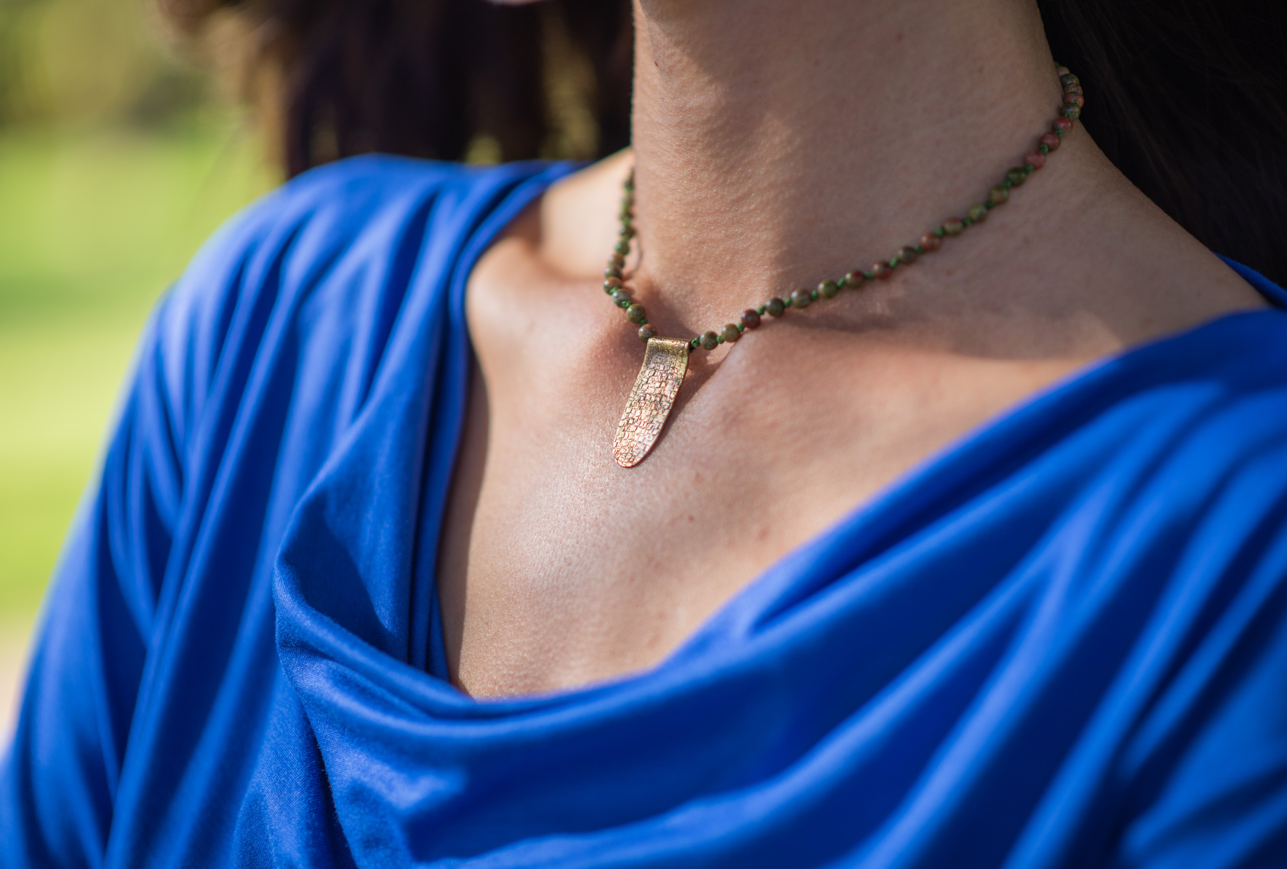 COLLAR VERDE TIERRA