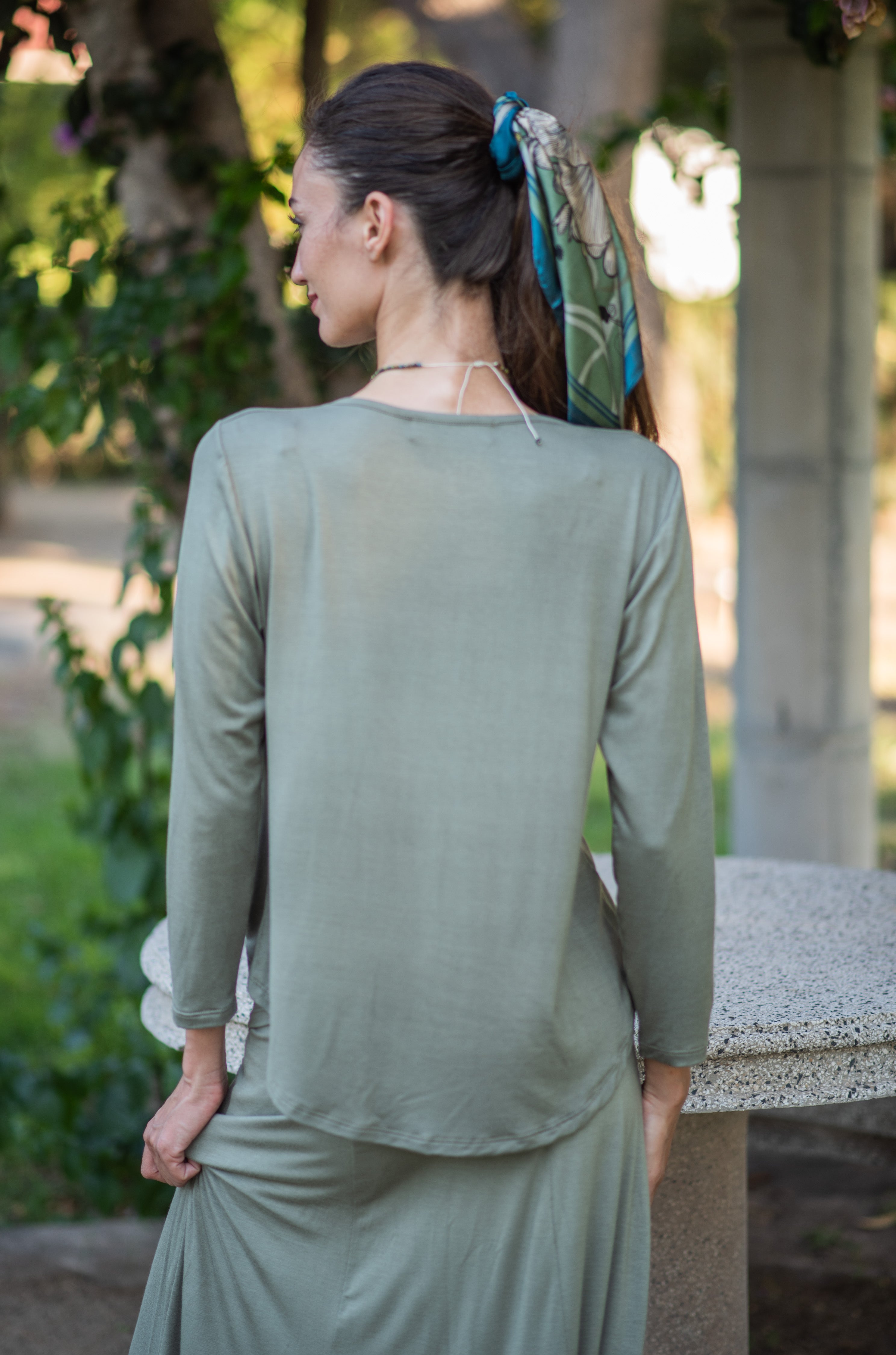 POLERA CUELLO DRAPEADO