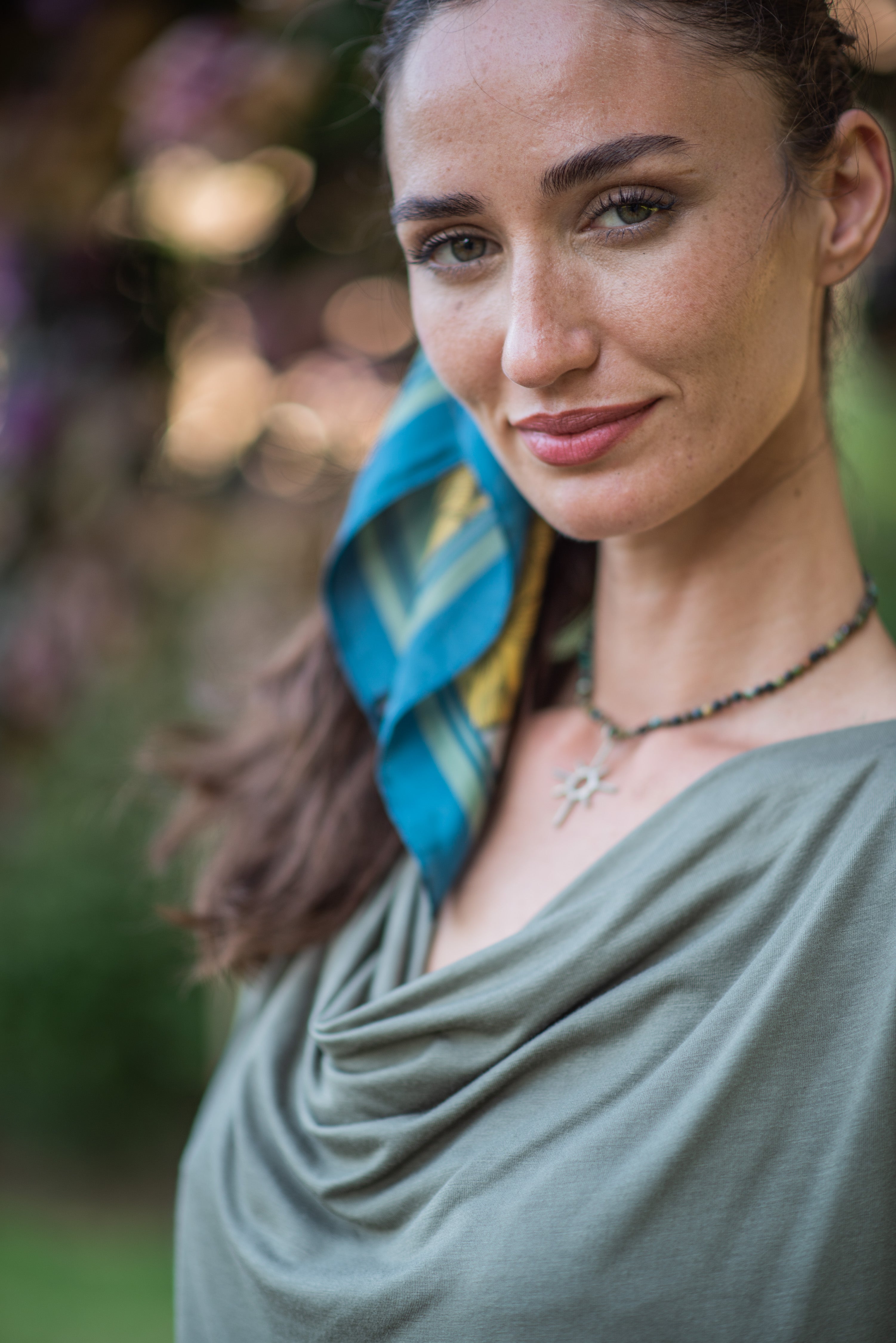 POLERA CUELLO DRAPEADO