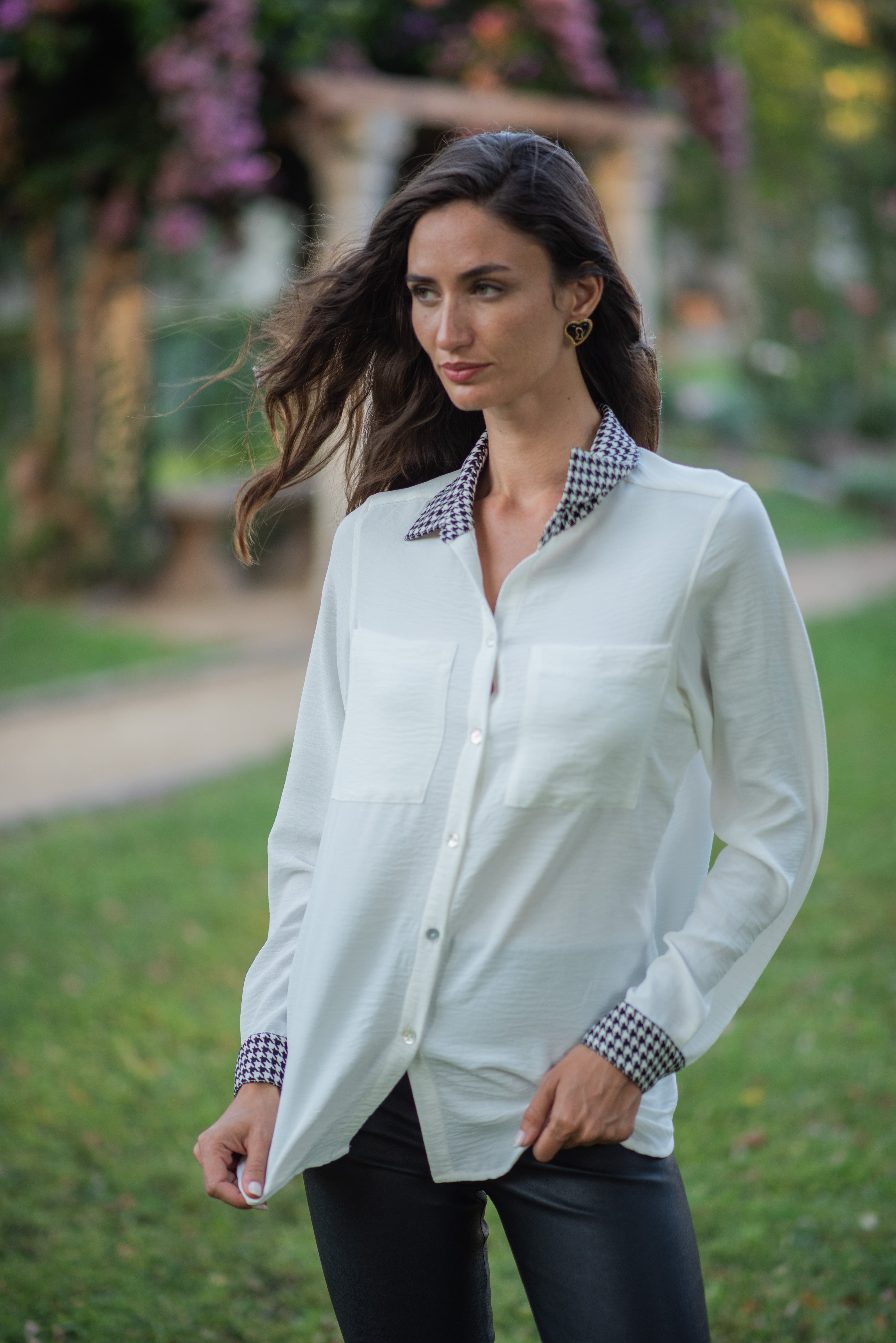 BLUSA ALICIA BLANCO Y NEGRO