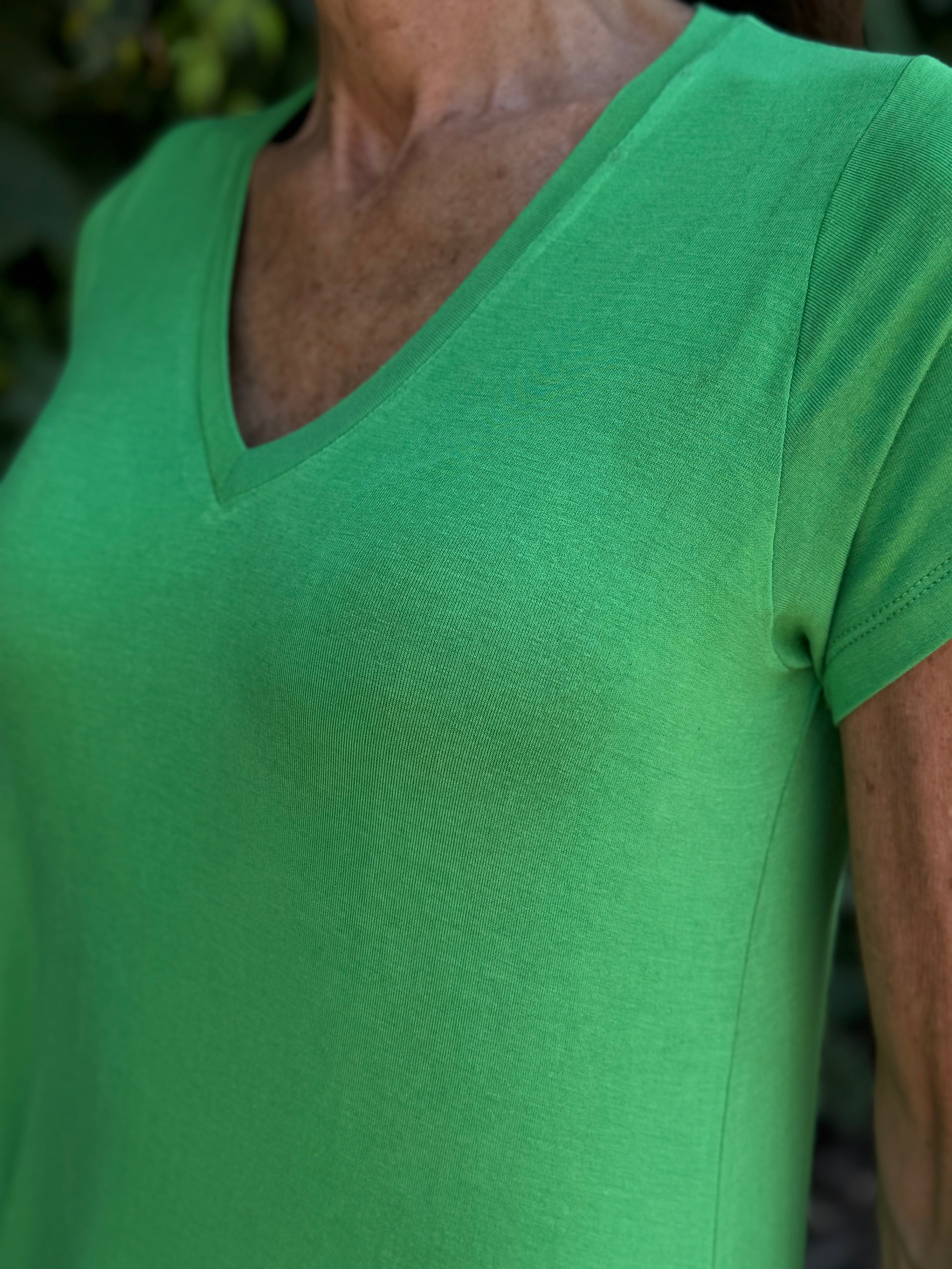 VESTIDO LUISA MANGA CORTA VERDE MANZANA