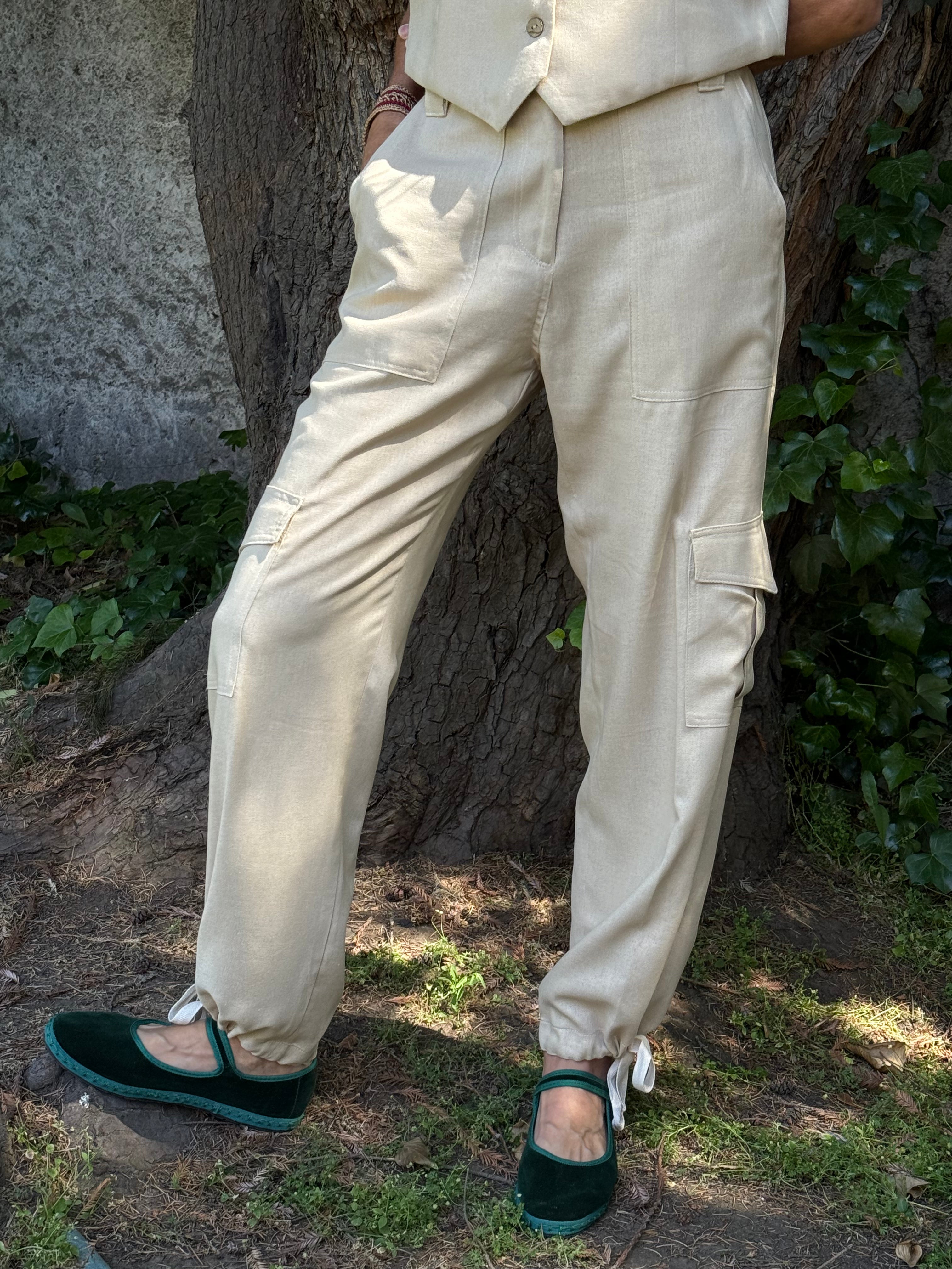 PANTALÓN LINO CARGO BEIGE