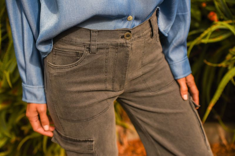 PANTALÓN JEANS CARGO