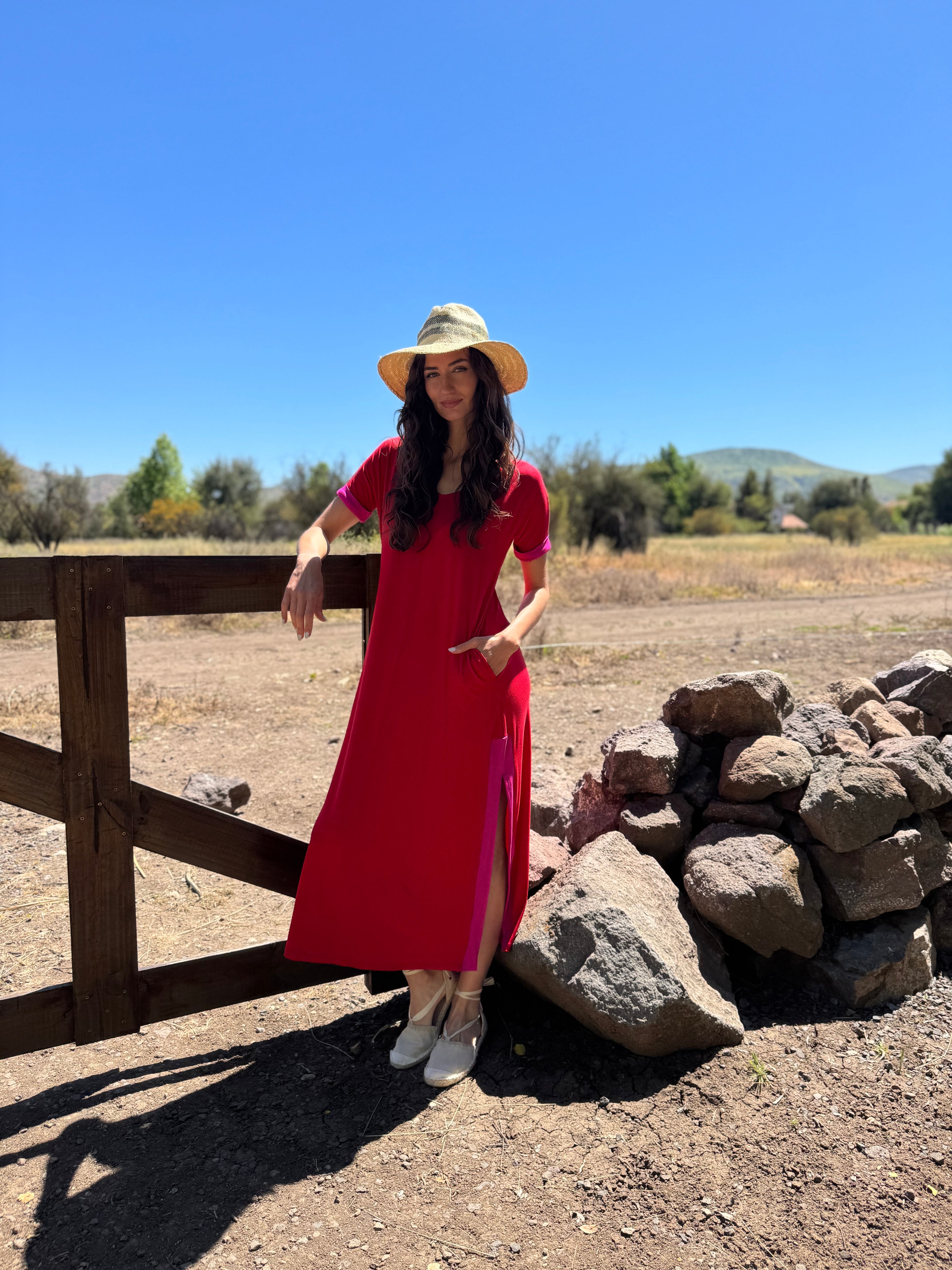 VESTIDO FLORIANÁPOLIS ROJO FUCSIA