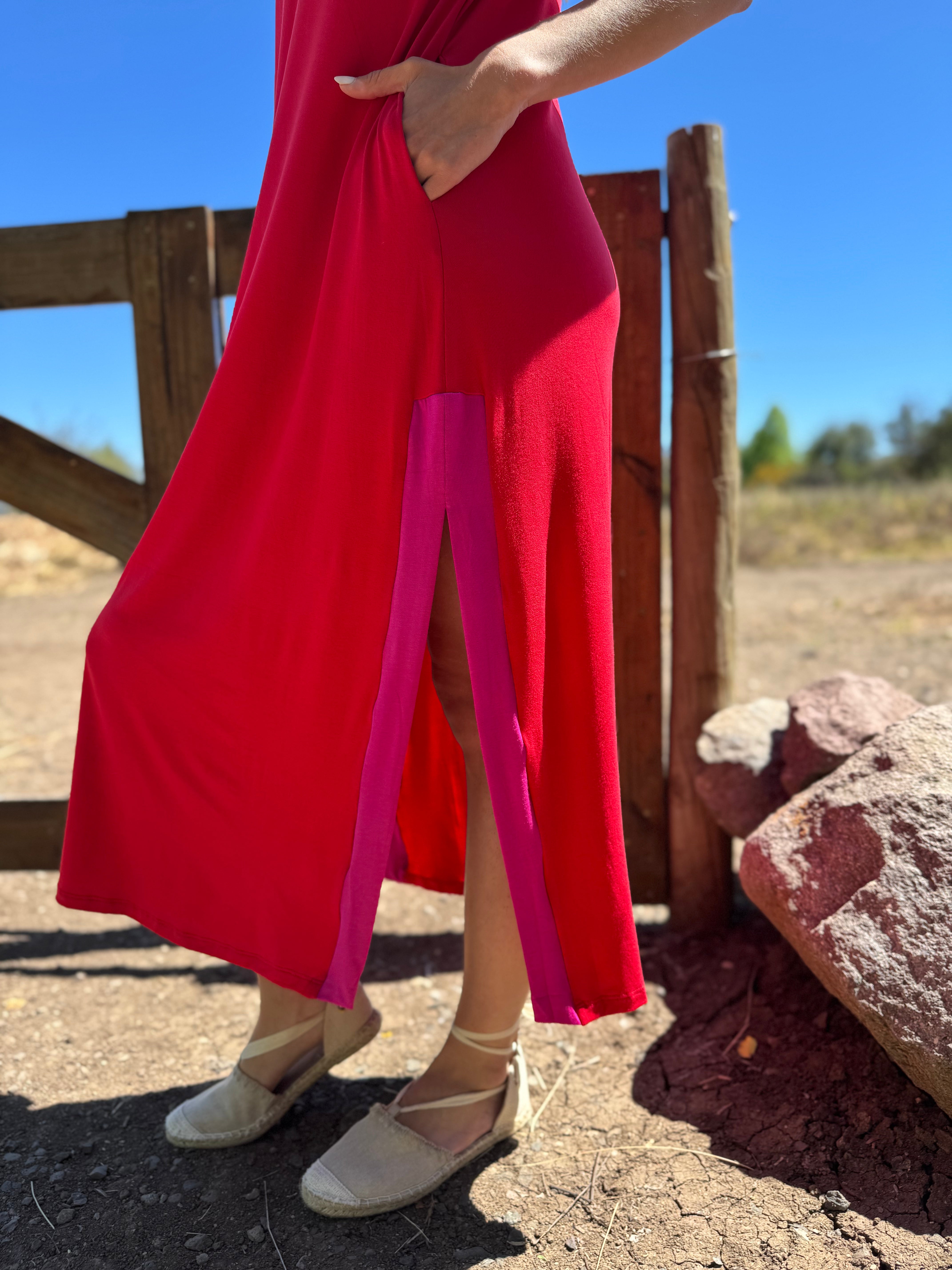 VESTIDO FLORIANÁPOLIS ROJO FUCSIA