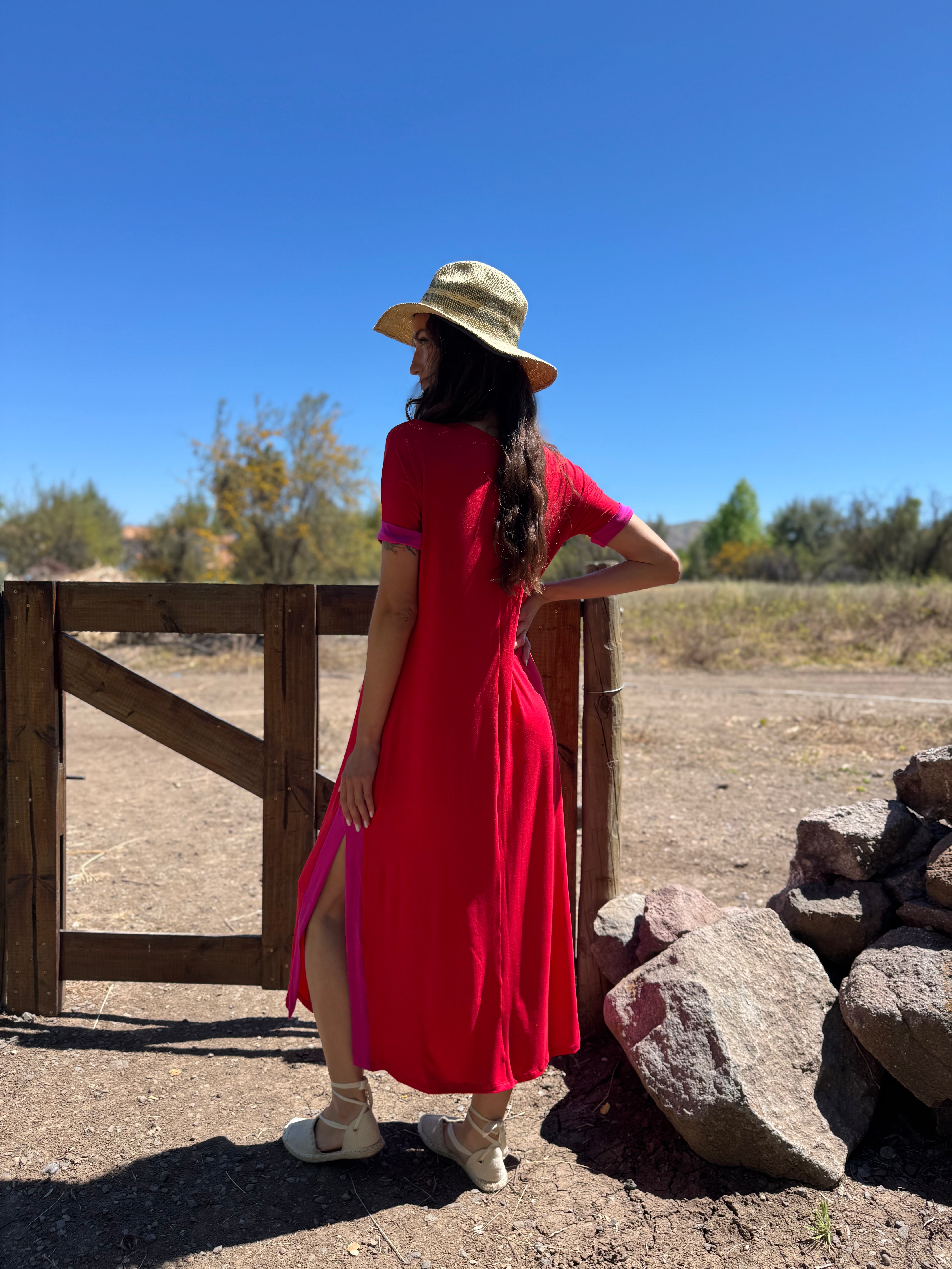 VESTIDO FLORIANÁPOLIS ROJO FUCSIA