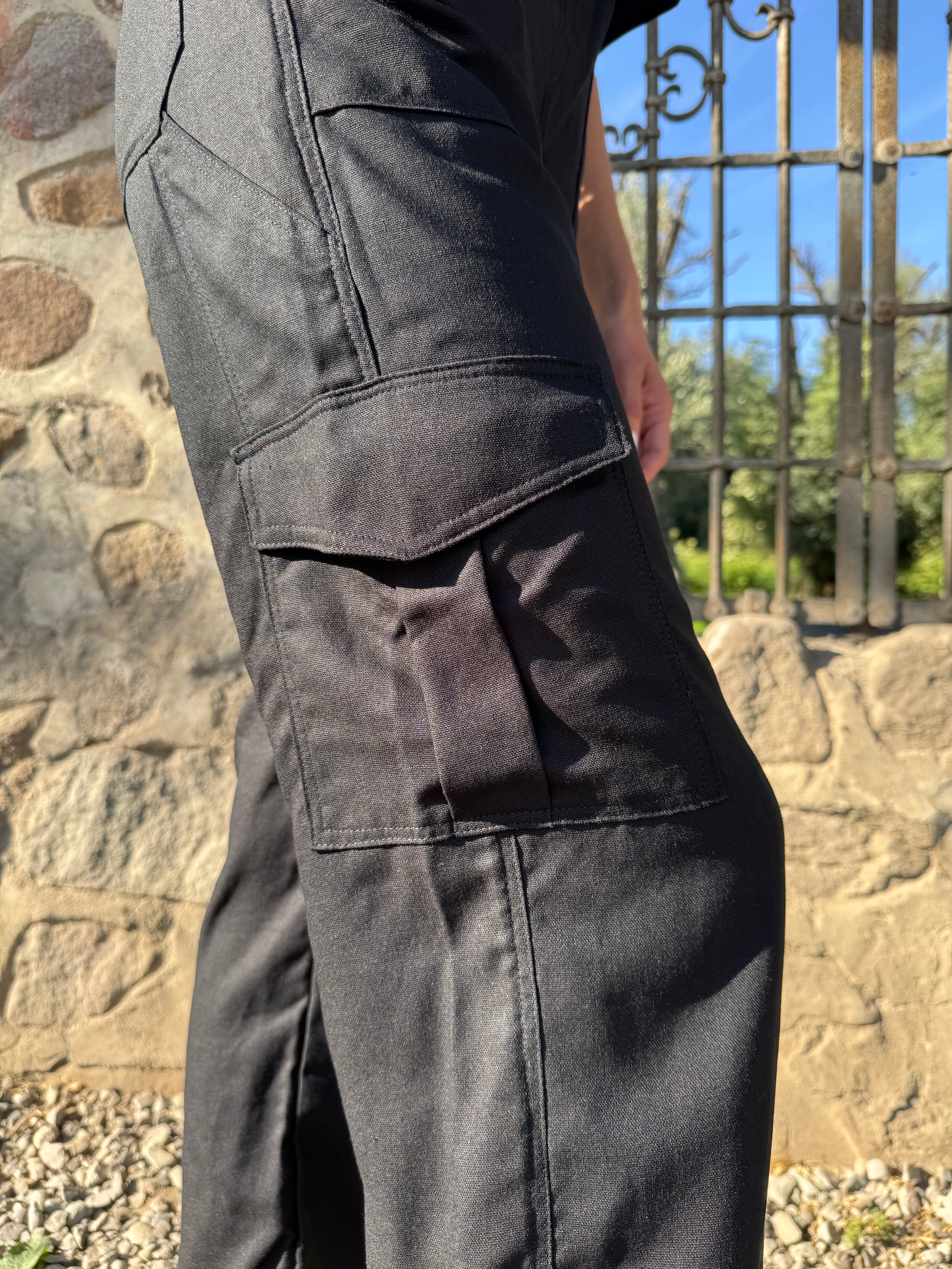 PANTALÓN LINO CARGO NEGRO