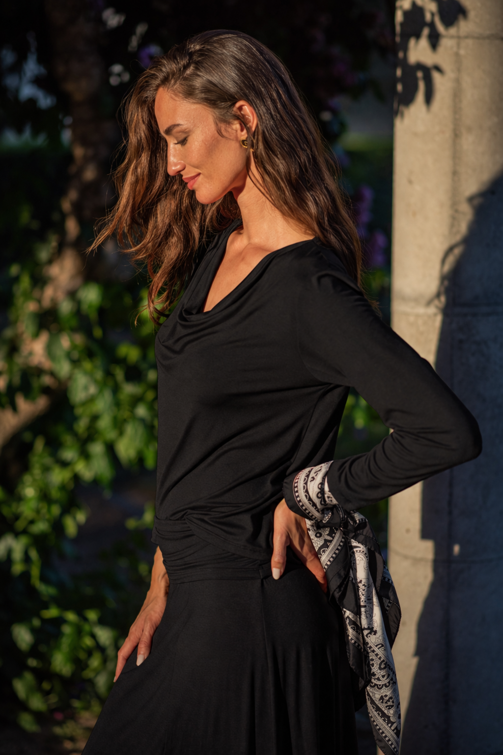 POLERA CUELLO DRAPEADO