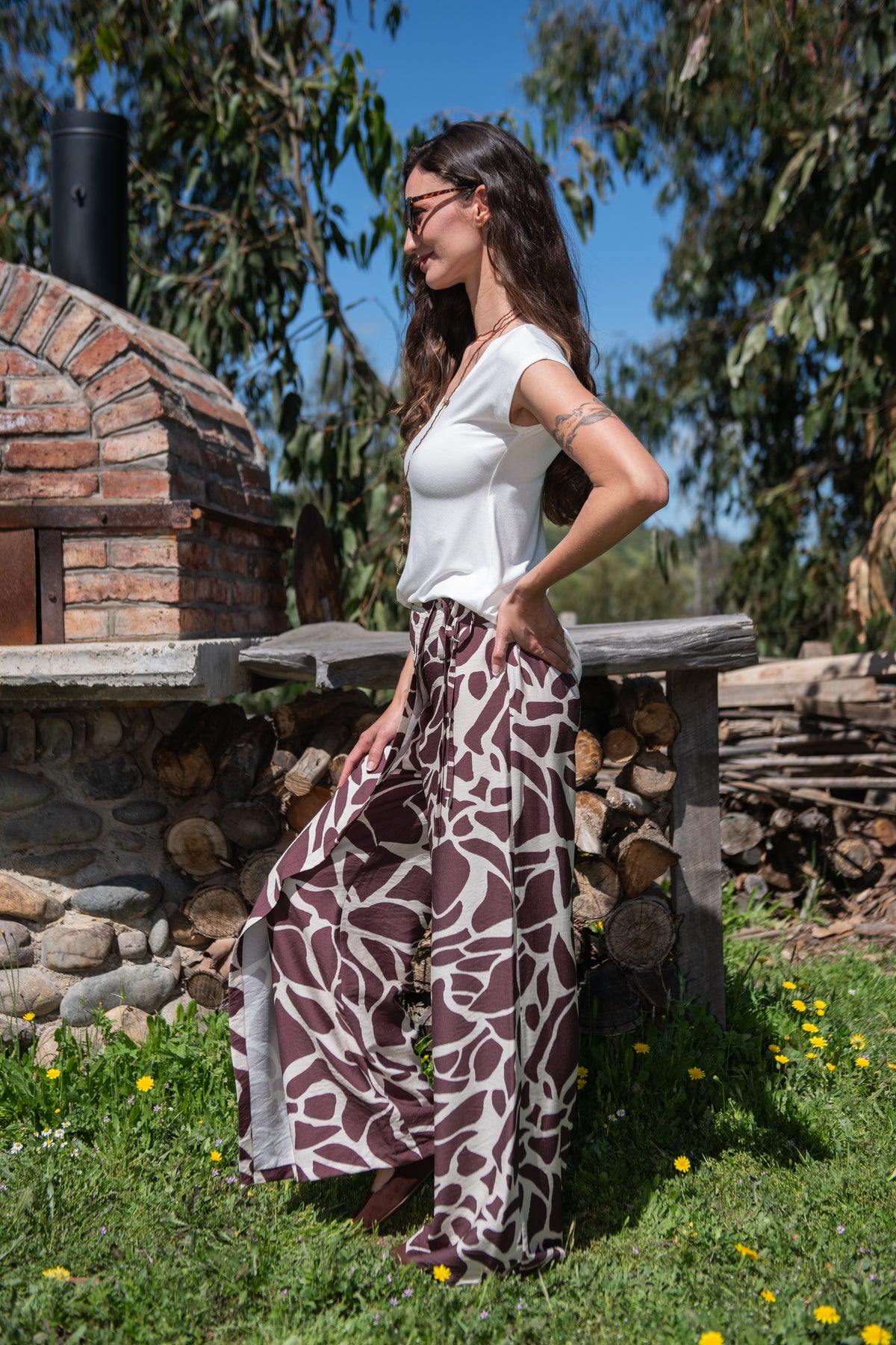 PANTALÓN ESTAMPADO DOMINGA CAFÉ