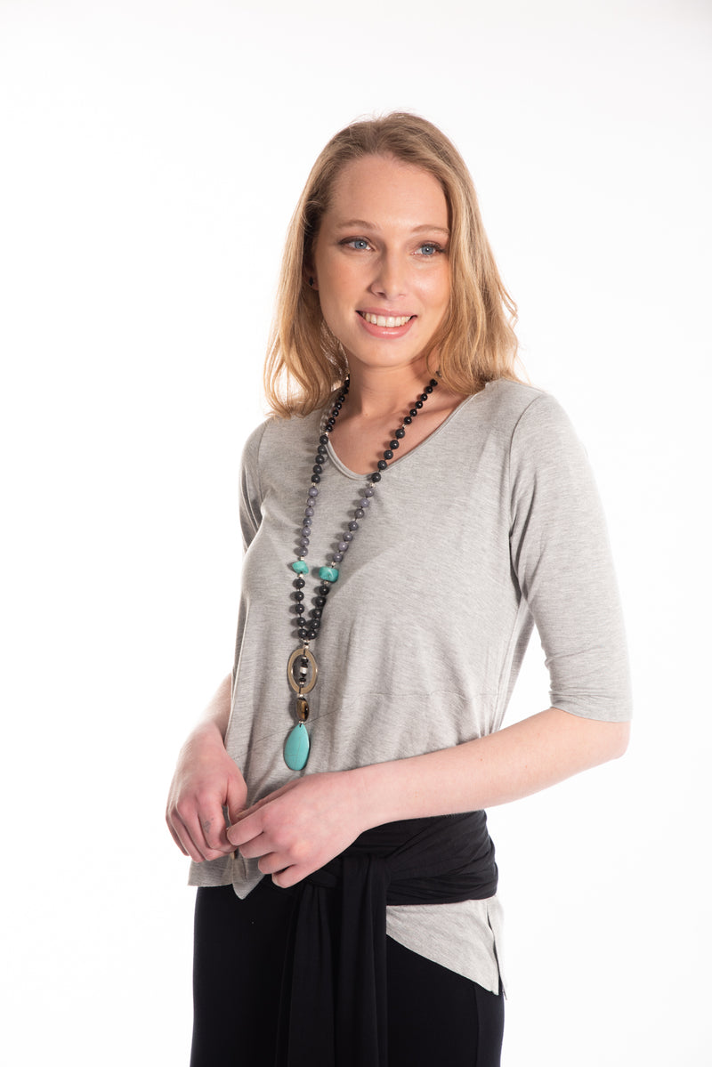 POLERA MODELO BOTON